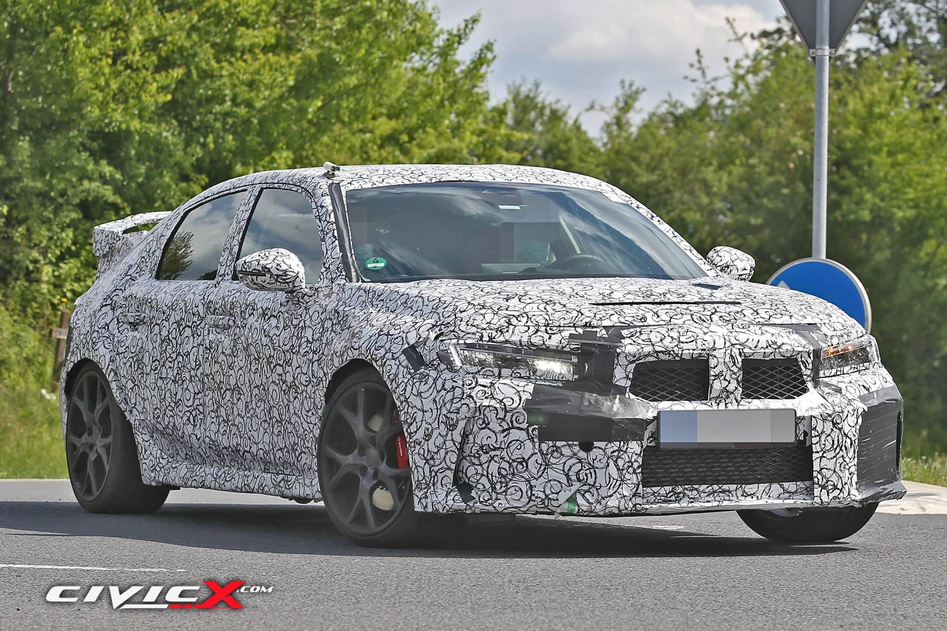 11th Gen Honda Civic 11th GEN CIVIC TYPE R SPIED!! 2022-11thgen-Civic-Type-R-22HondaCivicTpR.s04.KGP