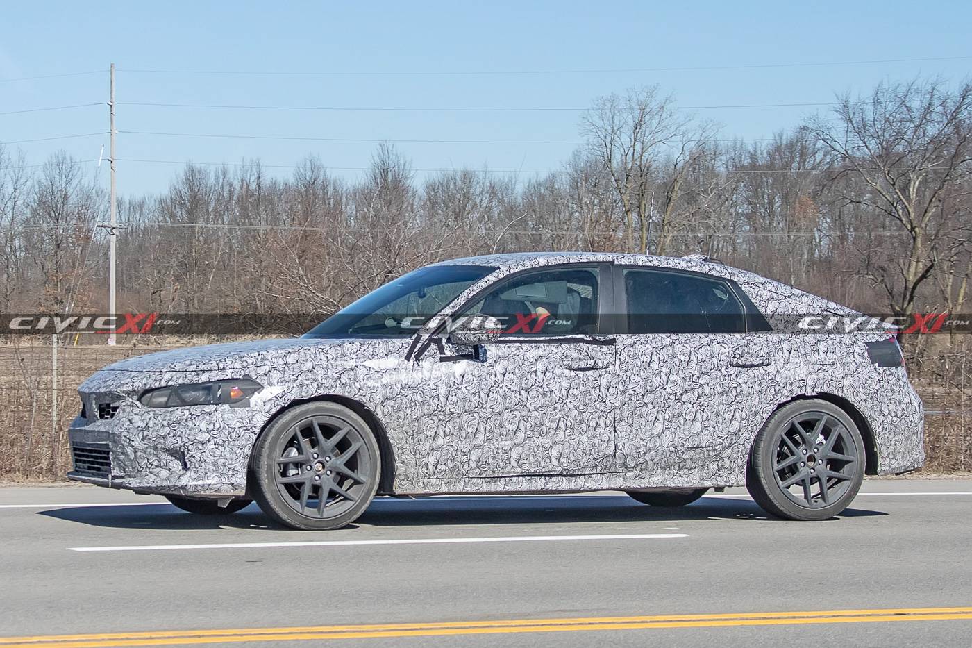 11th Gen Honda Civic 2022 Civic Hatchback Spied Again With New Wheels, Less Camo 2022-honda-civic-hatchback-2