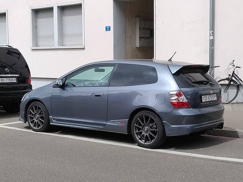 11th Gen Honda Civic 2022 Civic Hatchback Spied Again With New Wheels, Less Camo 800px-Honda_Civic_Type_R_EP3_(28190699018)