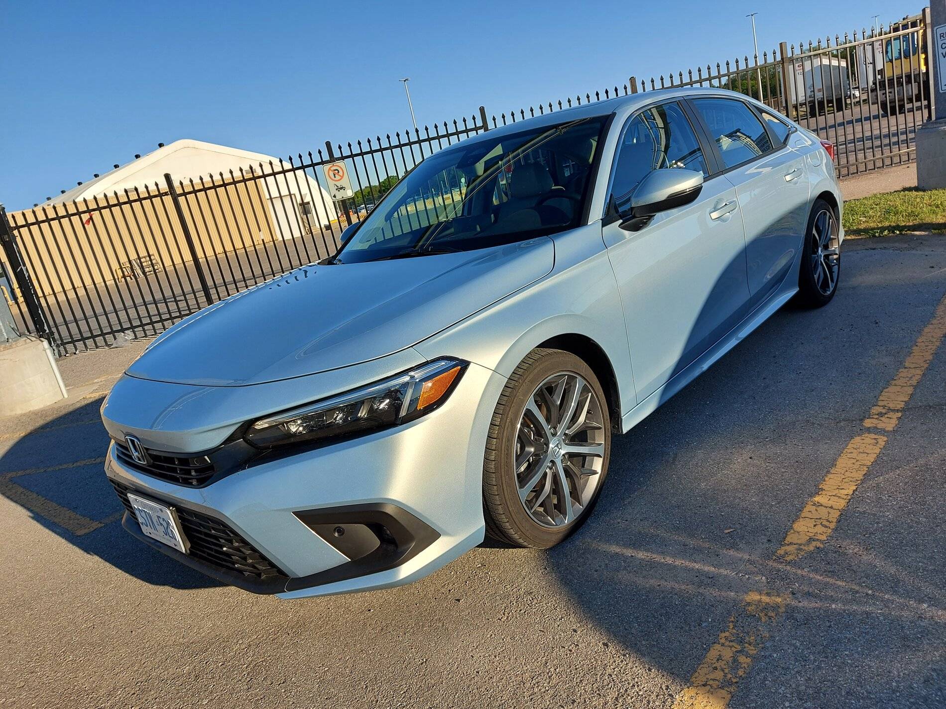 11th Gen Honda Civic Official MORNING MIST BLUE METALLIC 2022+ 11th Gen Civic & Si Thread 2022 Civic touring sedan Morning Mist 7