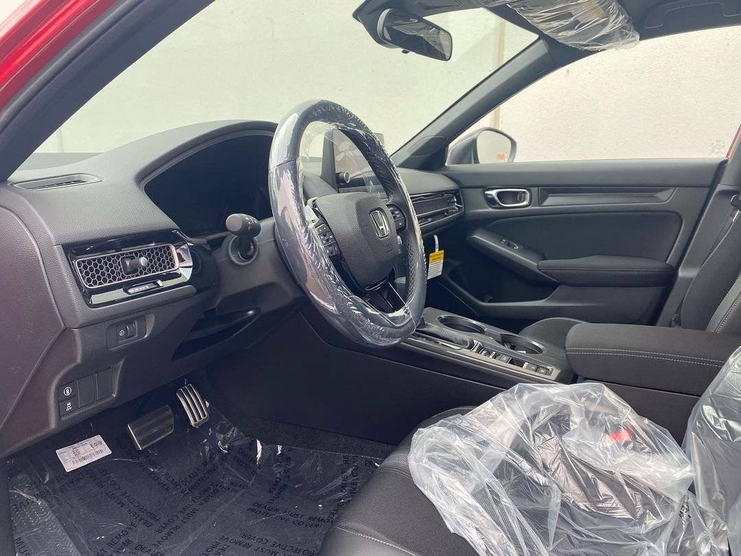 11th Gen Honda Civic 2022 Civics are arriving at dealers (pics) 2022-honda-civic-dealers-4-