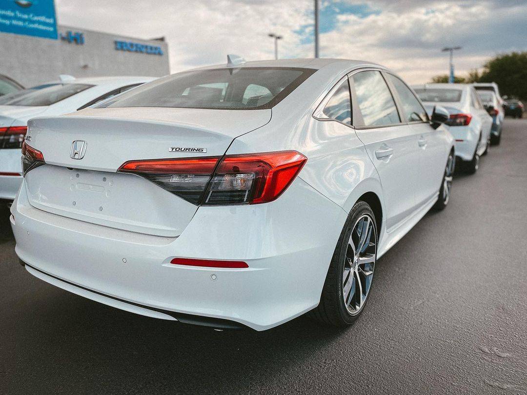 11th Gen Honda Civic Official PLATINUM WHITE 2022+ 11th Gen Civic & Si Thread 198279218_175528811245531_6242257118114867387_n