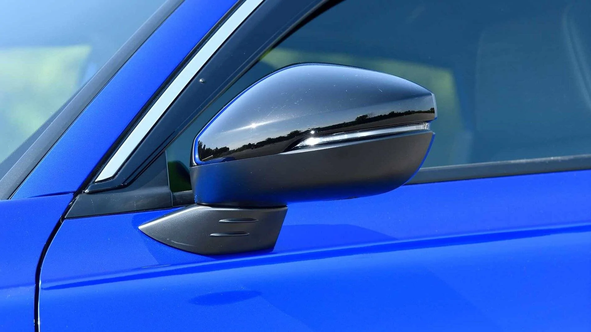 11th Gen Honda Civic Detailed Video Showcases 2022 Civic Hatchback, and Hatchback with Honda Genuine Rear Wing! (40-minutes+, 3 color iterations) 6767A7F6-582E-4E76-862B-A67D2112D3C4