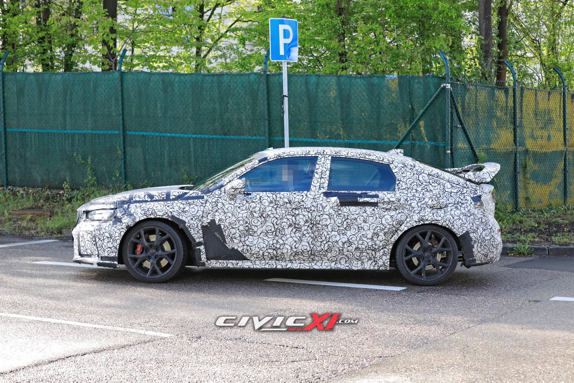 11th Gen Honda Civic 2022 Civic Type R Spied in Best Looks Yet! ? 2022 Civic Type R Hatchback Spied 10