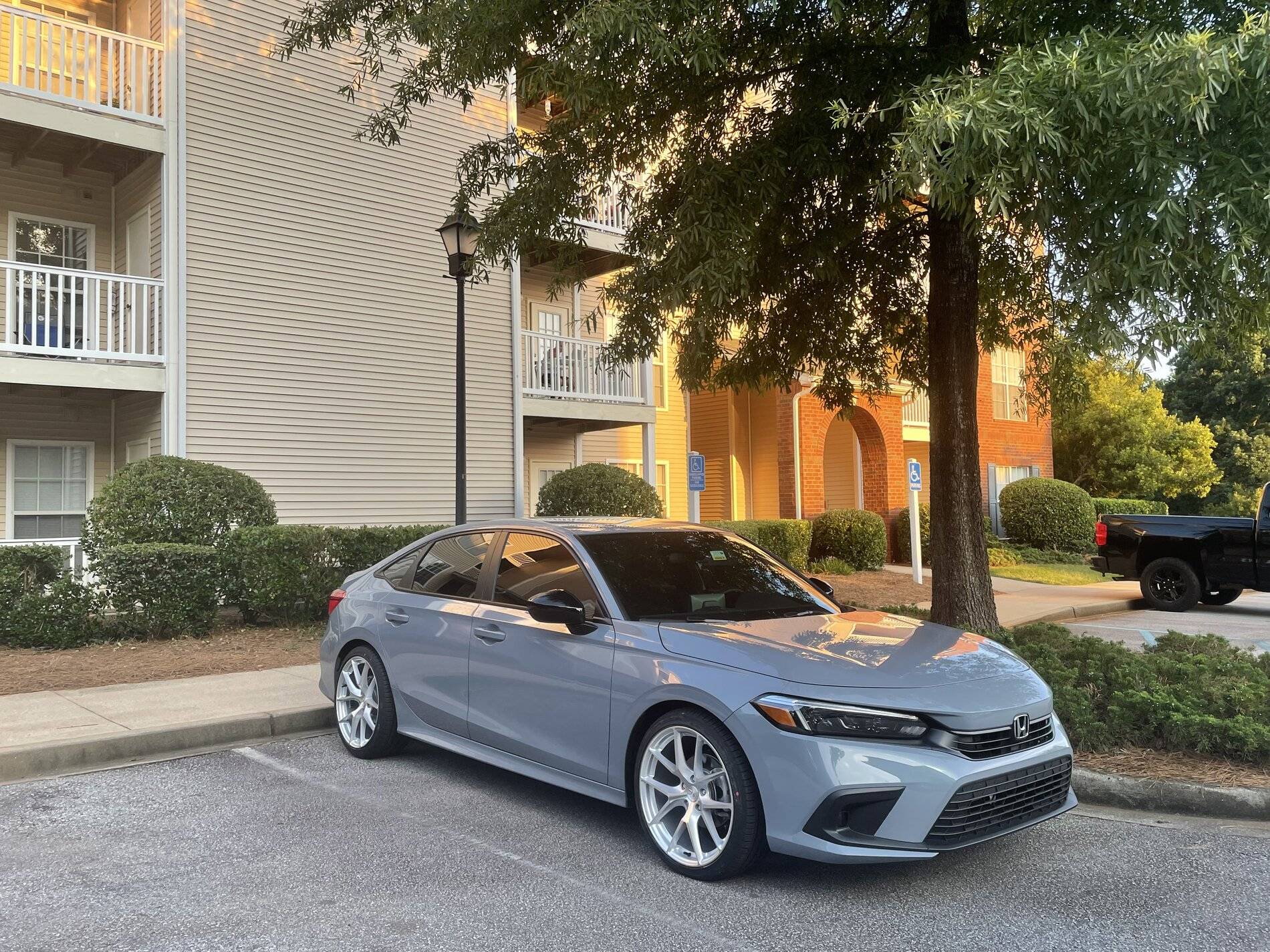 11th Gen Honda Civic Flush Fitment: 2022 Civic Sedan on 19x8.5 +35 AodHan AFF7 Wheels IMG_2889