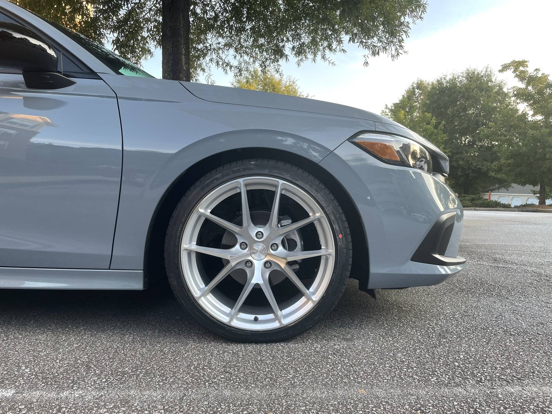 11th Gen Honda Civic Flush Fitment: 2022 Civic Sedan on 19x8.5 +35 AodHan AFF7 Wheels IMG_2900