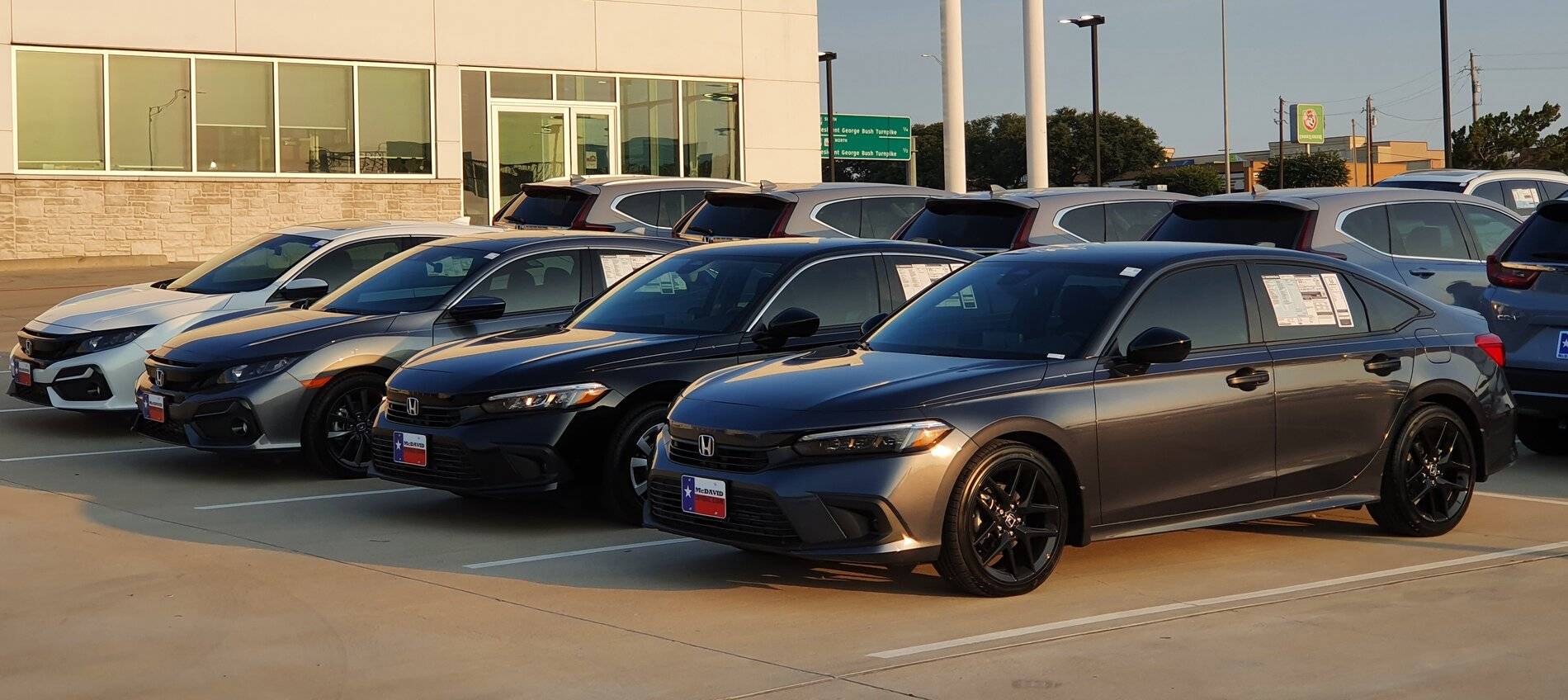 11th Gen Honda Civic Official METEORITE GRAY METALLIC 2022+ 11th Gen Civic & Si Thread 20210729_072939-01