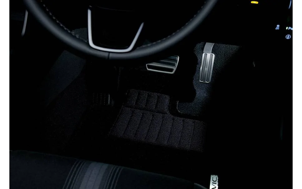 11th Gen Honda Civic New Accessories for Japan-Spec 2022 Civic Hatch Revealed Honda-Civic-Accessories-25