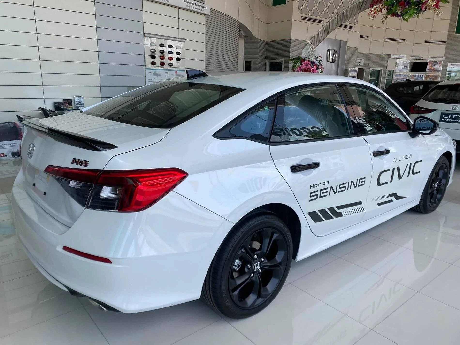 11th Gen Honda Civic 2022 RHD Civic Sedan unveiled in Thailand: RS-trim, Black & Red interior, Dual chrome exhaust tips, Modulo parts 24681658_990152321821554_4601170043709862035_n-jpg