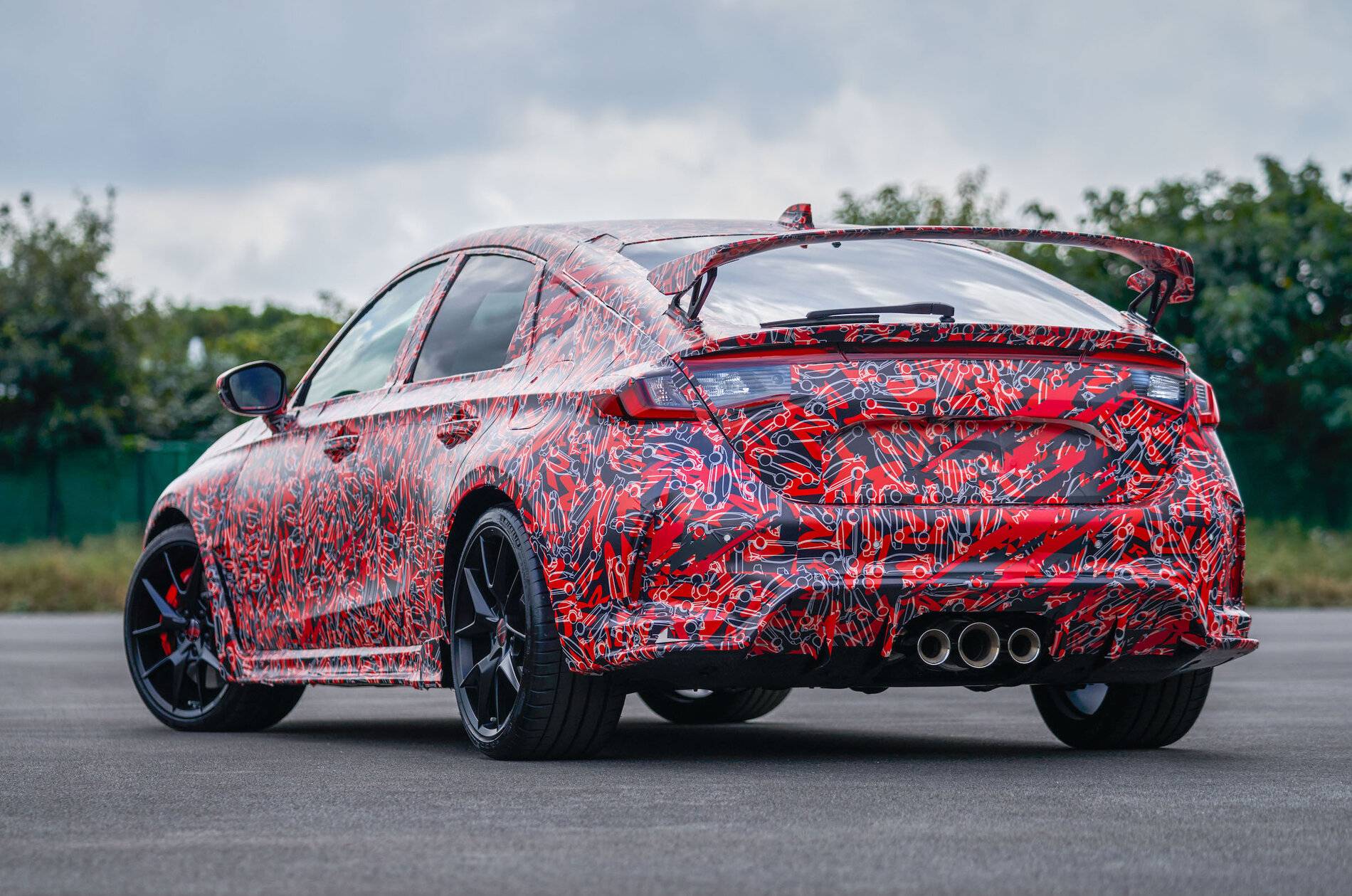 11th Gen Honda Civic 2023 Civic Type R Official Teaser From Honda!! "Ready for Nurburgring Testing." 02 2023 Honda Civic Type R - Camo