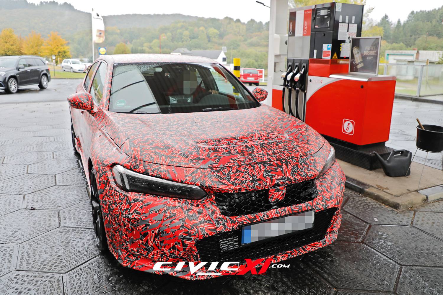 11th Gen Honda Civic ? 2022 Civic Type R Spied Inside & Out (First Interior Shots)! 265/30/19 tires revealed. 2022-civic-type-r-spied-interior-first-look-exterior-closeups-22