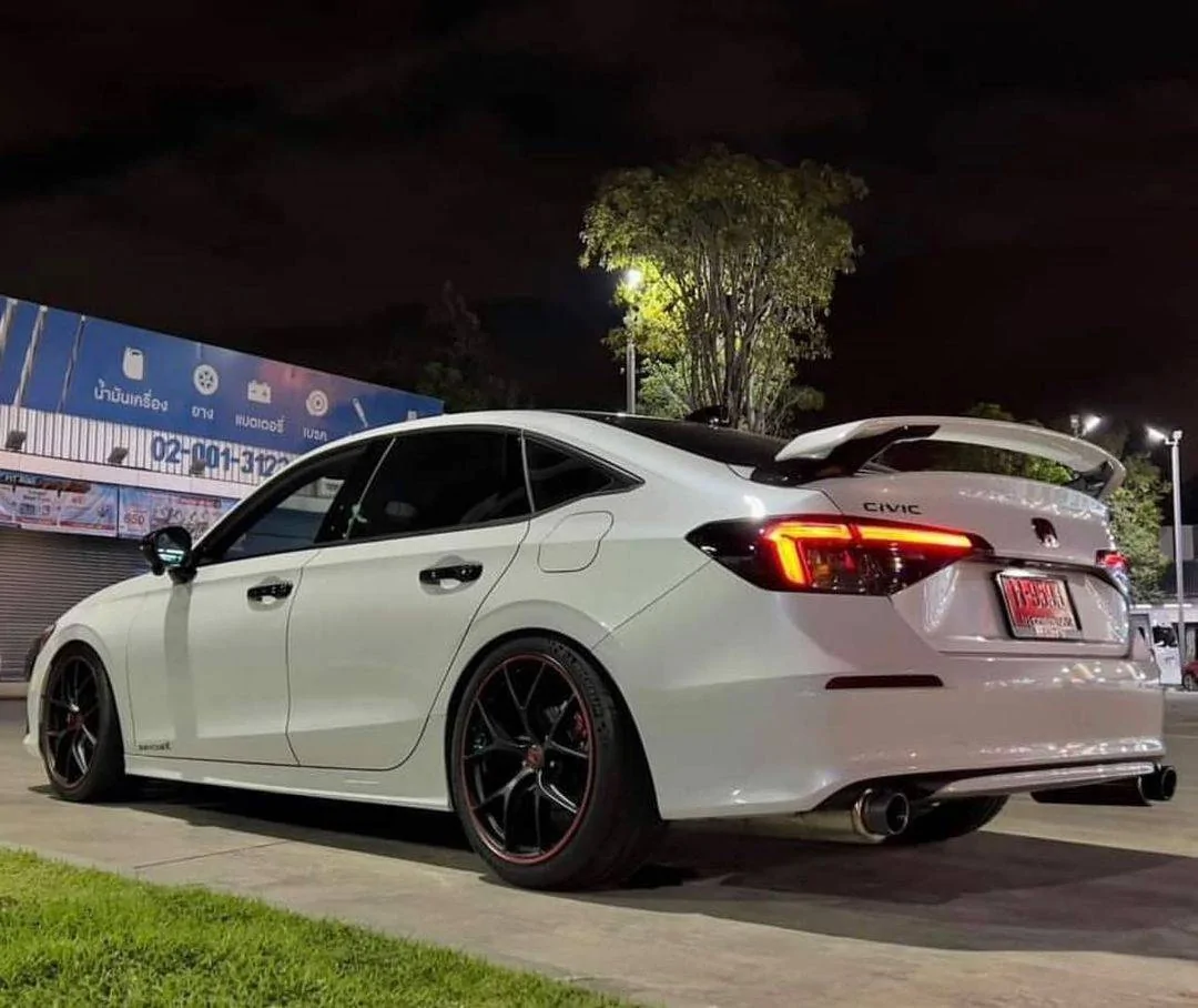 11th Gen Honda Civic Official PLATINUM WHITE 2022+ 11th Gen Civic & Si Thread 256209696_410714227185387_2017274984146947131_n
