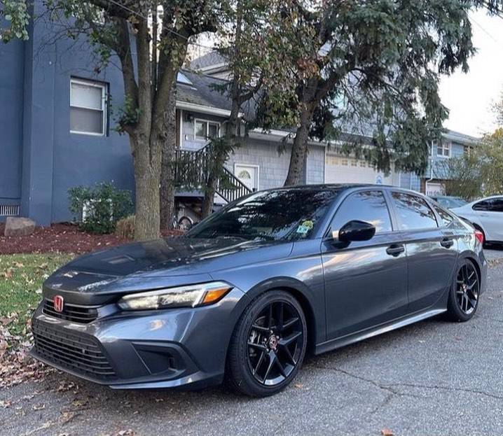 11th Gen Honda Civic Official METEORITE GRAY METALLIC 2022+ 11th Gen Civic & Si Thread 258755200_590408768744425_2399156072313287084_n