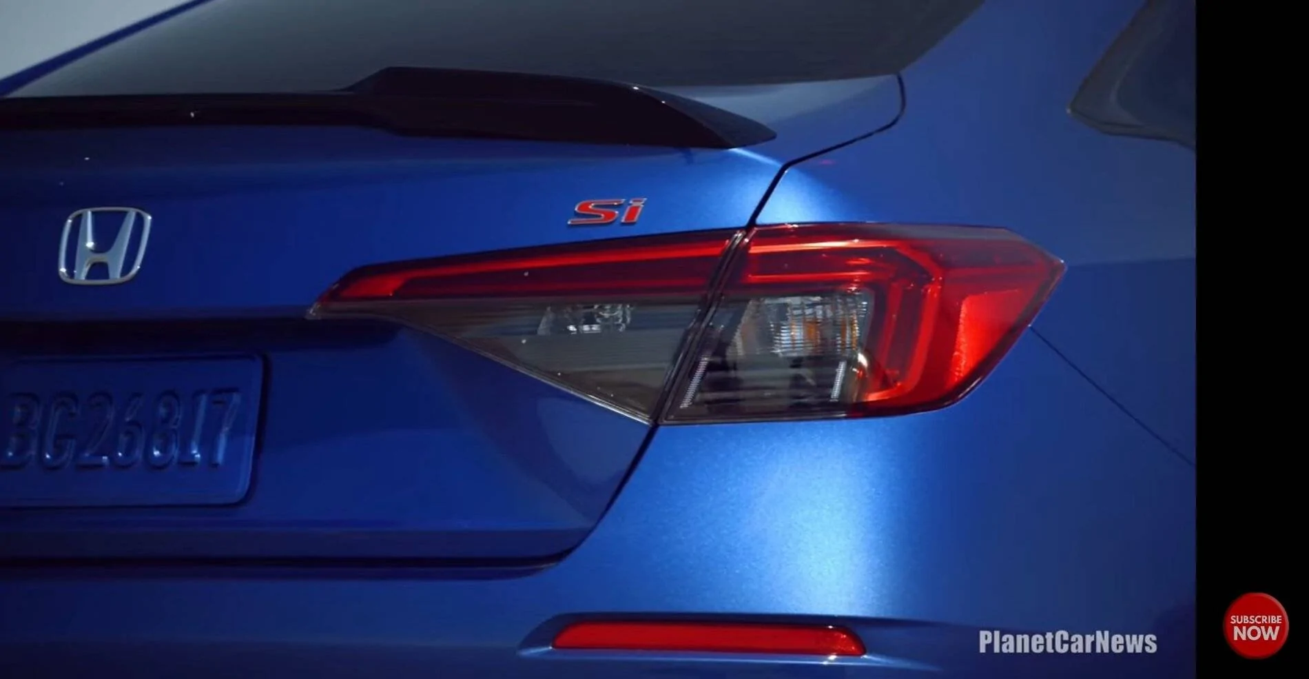 11th Gen Honda Civic 2022 Civic Si in Crystal Black and Aegean Blue Screenshot_20211128-153218_YouTube-01