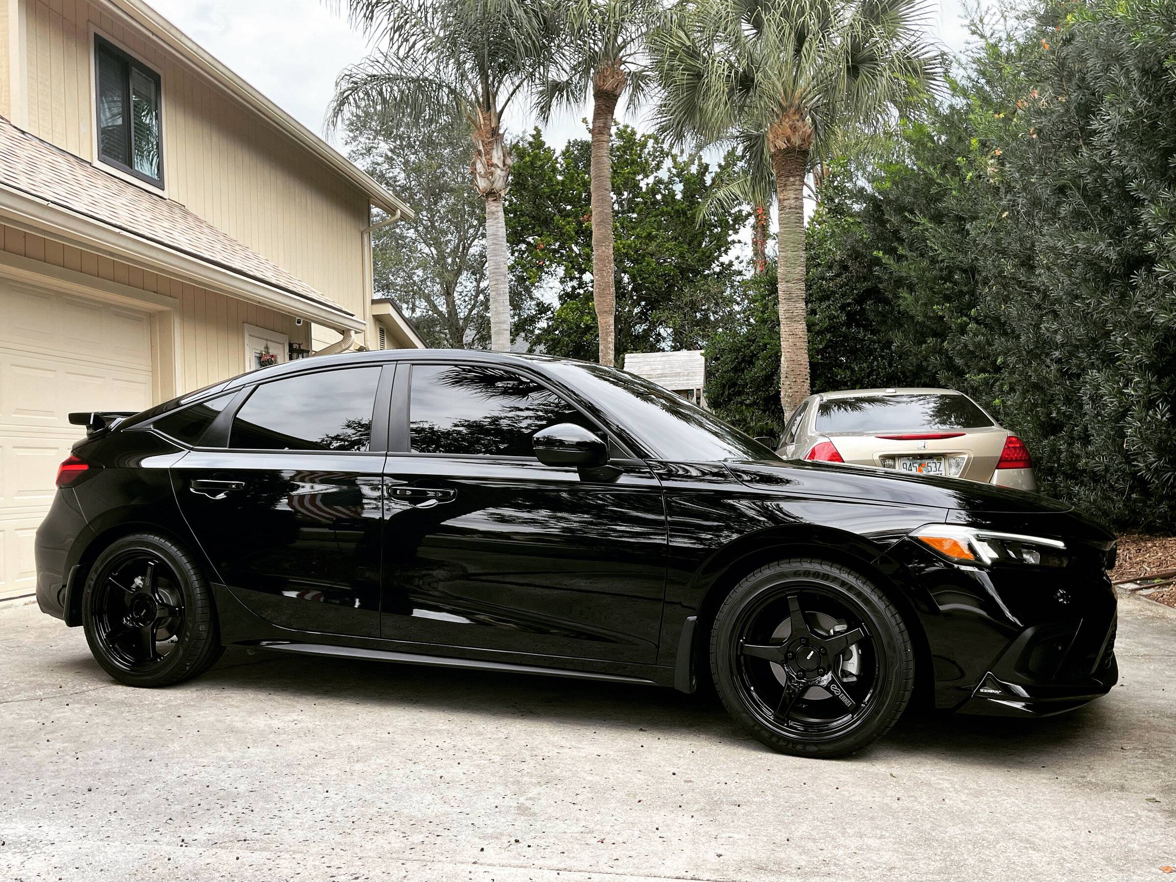 11th Gen Honda Civic My Blacked Out 2022 Civic Hatch Sport Touring E2EB8899-DCAE-4F10-B834-046677F1E0EA