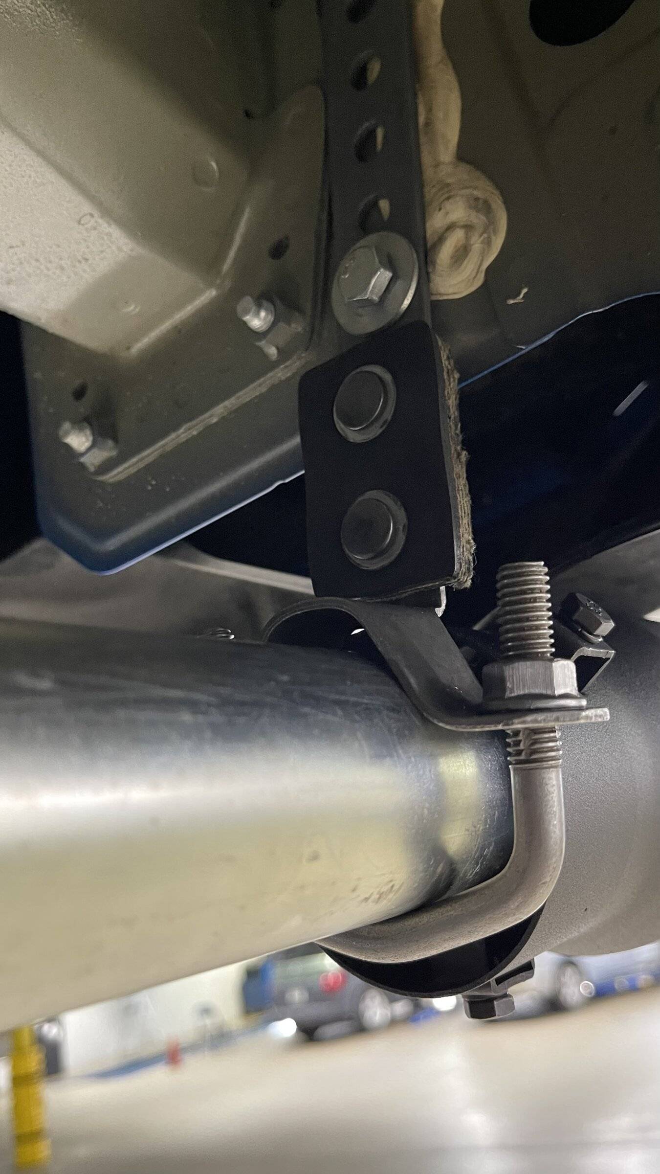 11th Gen Honda Civic My custom “axle-back” // Muffler Delete on my 2.0 hatchback. 1C2AE062-735C-437D-B6D0-AA2BCBAB9300