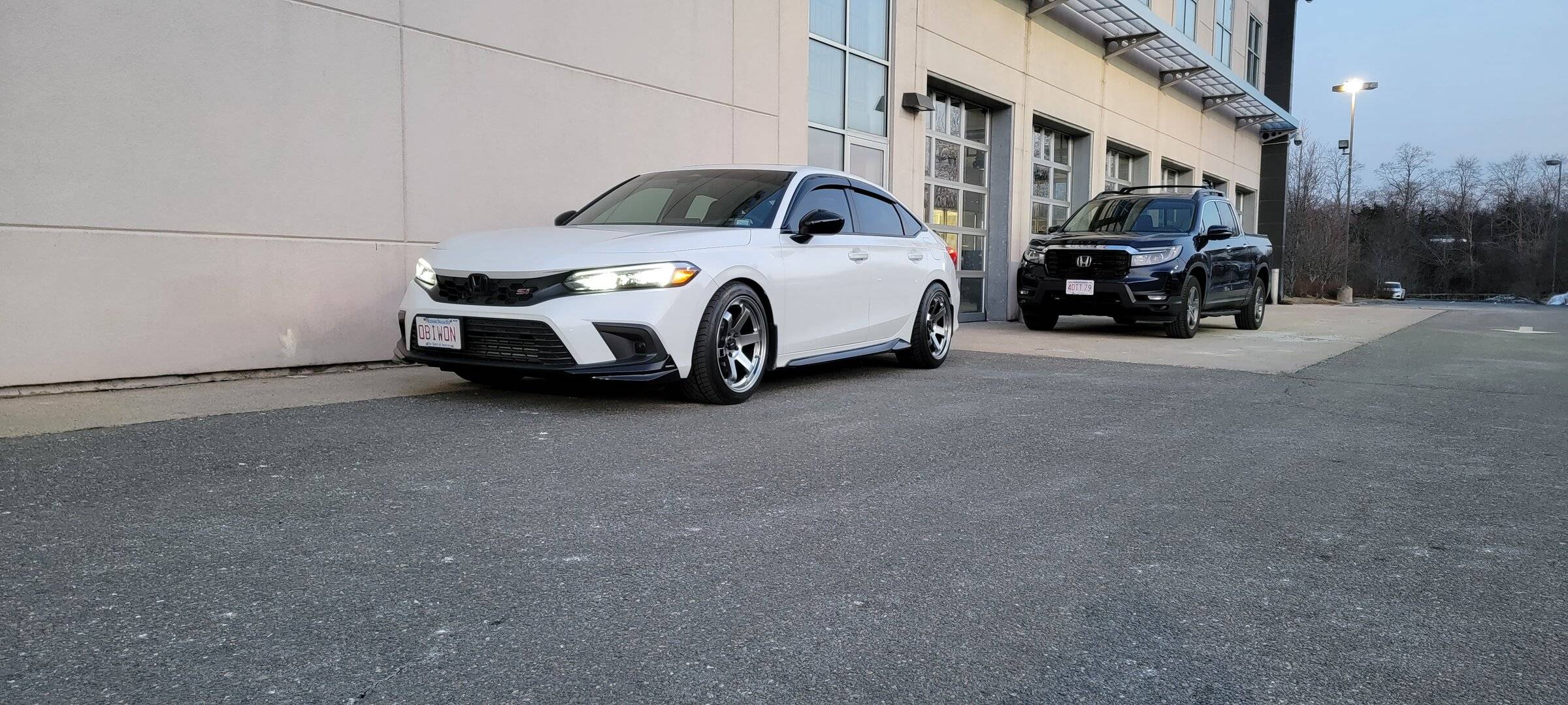 11th Gen Honda Civic For Sale: Avid1 av06 18x9.5 +38 with 245/40 Nitto Neo tires 20220311_175728