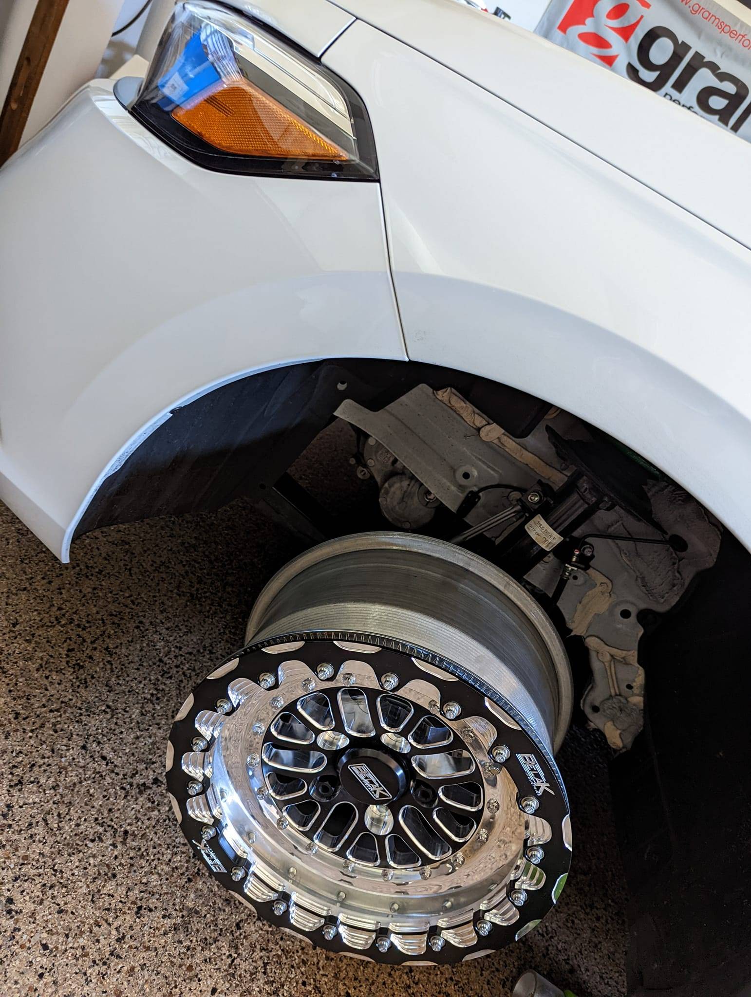 11th Gen Honda Civic 15x8.5 Belak Drag wheels test fit 286077958_5958046647542268_5787581393971511416_n