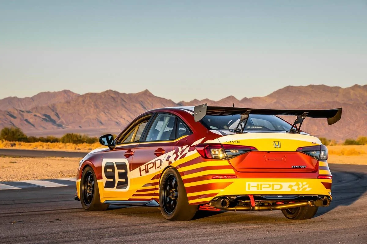 11th Gen Honda Civic HPD Honda Performance Offering Race Ready 2022 Honda Civic Si for $55K 11GEN-Si-4