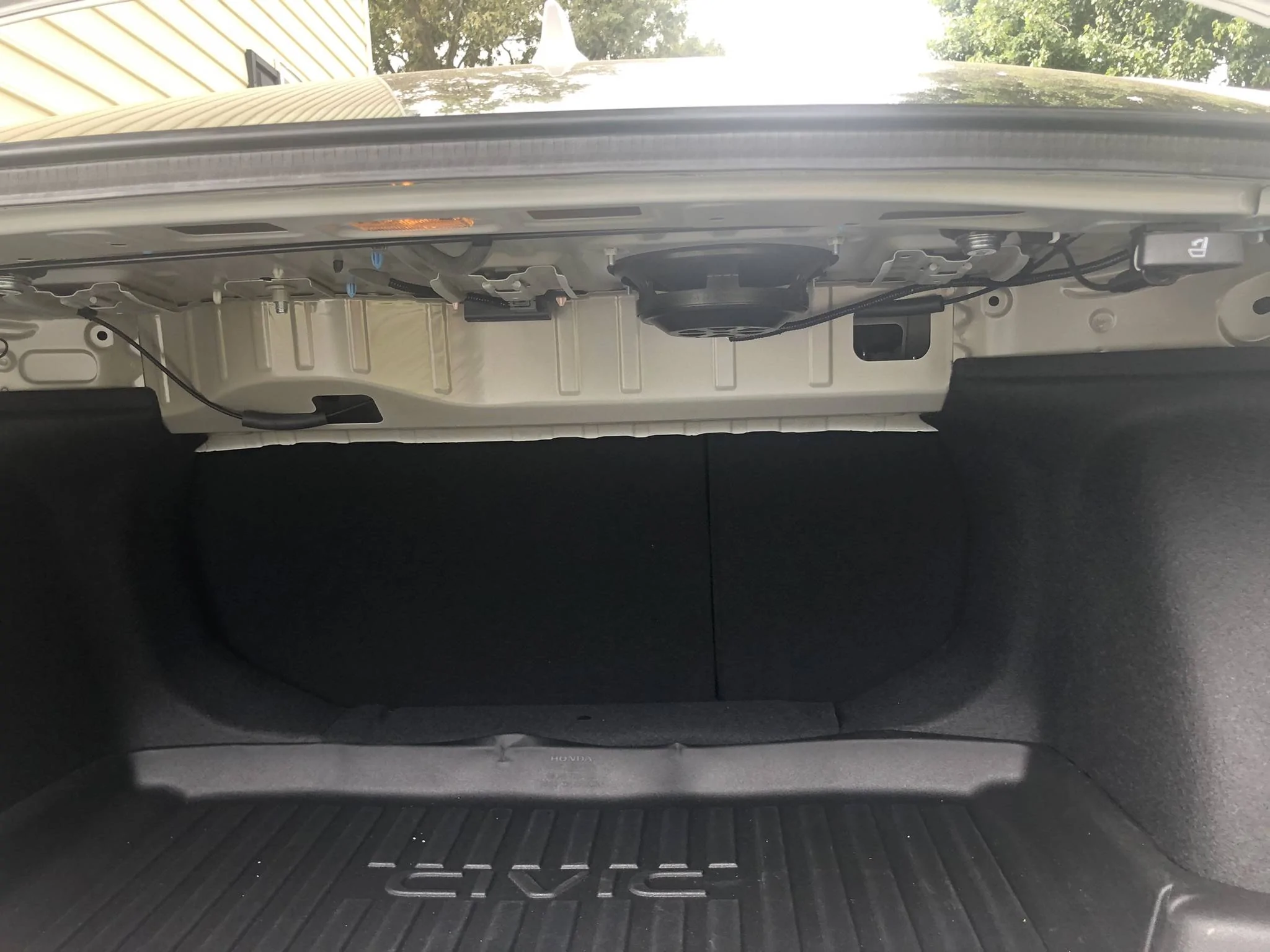 11th Gen Honda Civic CIVIC SEDAN BOSE ASSISTANCE IMG_2090