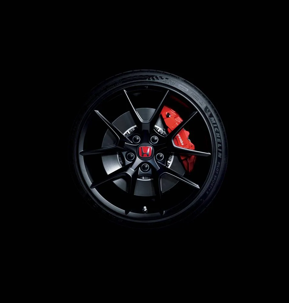 11th Gen Honda Civic OFFICIAL: 2023 Civic Type R Reveal Photos, Wallpapers & Videos 2023-honda-civic-typer-official-press-photos-5