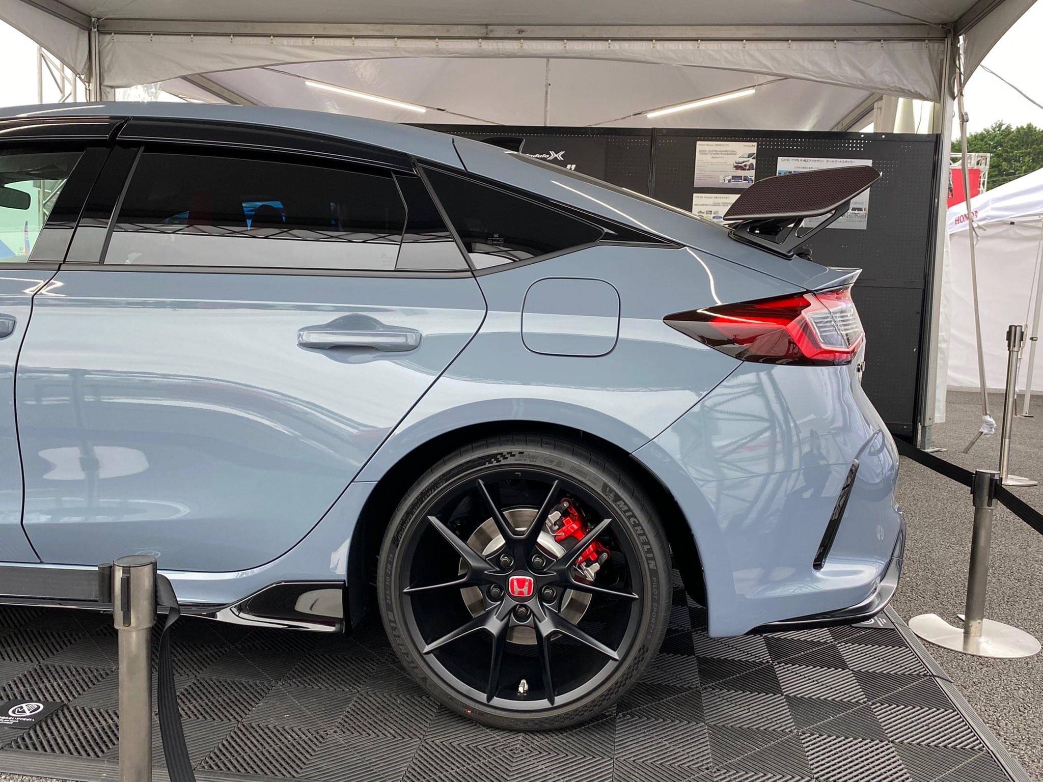 11th Gen Honda Civic RHD FL5 Civic Type R (Sonic Grey) spotted w/ full Modulo parts & OEM Honda Accessories! 5CE05B15-0295-4C3F-985E-A7CD37B17755