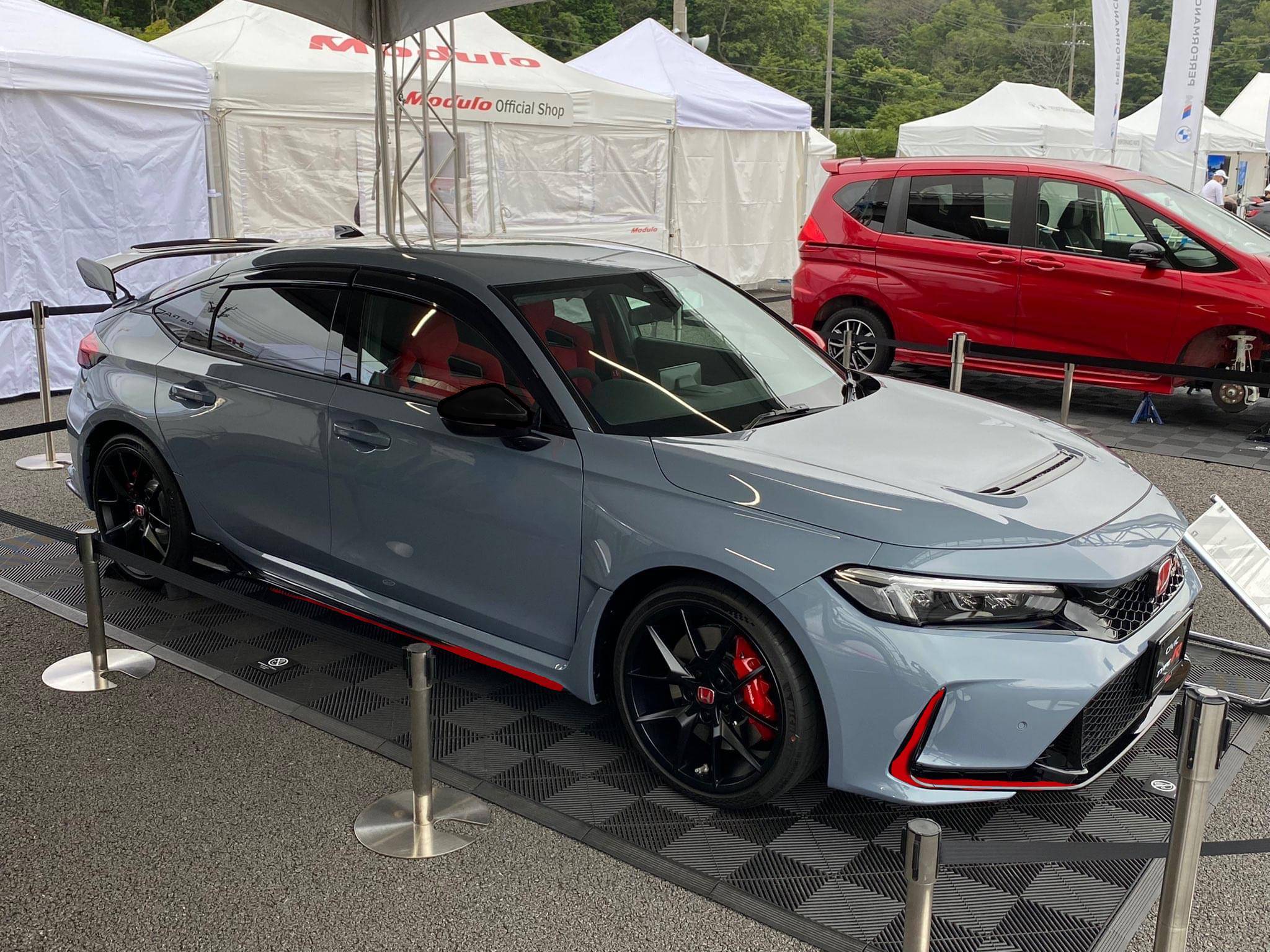 11th Gen Honda Civic RHD FL5 Civic Type R (Sonic Grey) spotted w/ full Modulo parts & OEM Honda Accessories! type r - fix