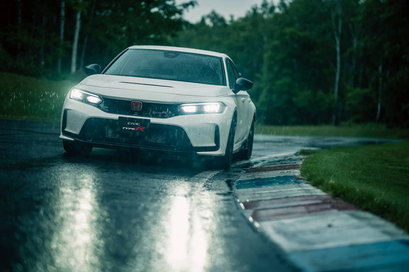 11th Gen Honda Civic Official 2023 Civic Type R (FL5) U.S. Specifications Released! 315 hp / 310 lb-ft! 2023_Civic_TypeR_0029_15_Japanese Market Model