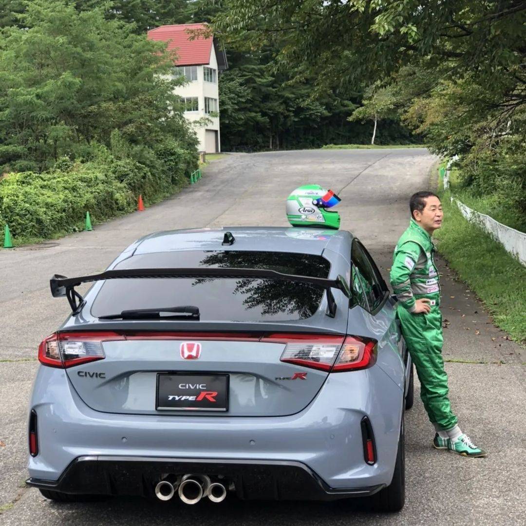 11th Gen Honda Civic Drift King and the 2023 Civic Type R 302427982_602840994716816_2528273674966291228_n