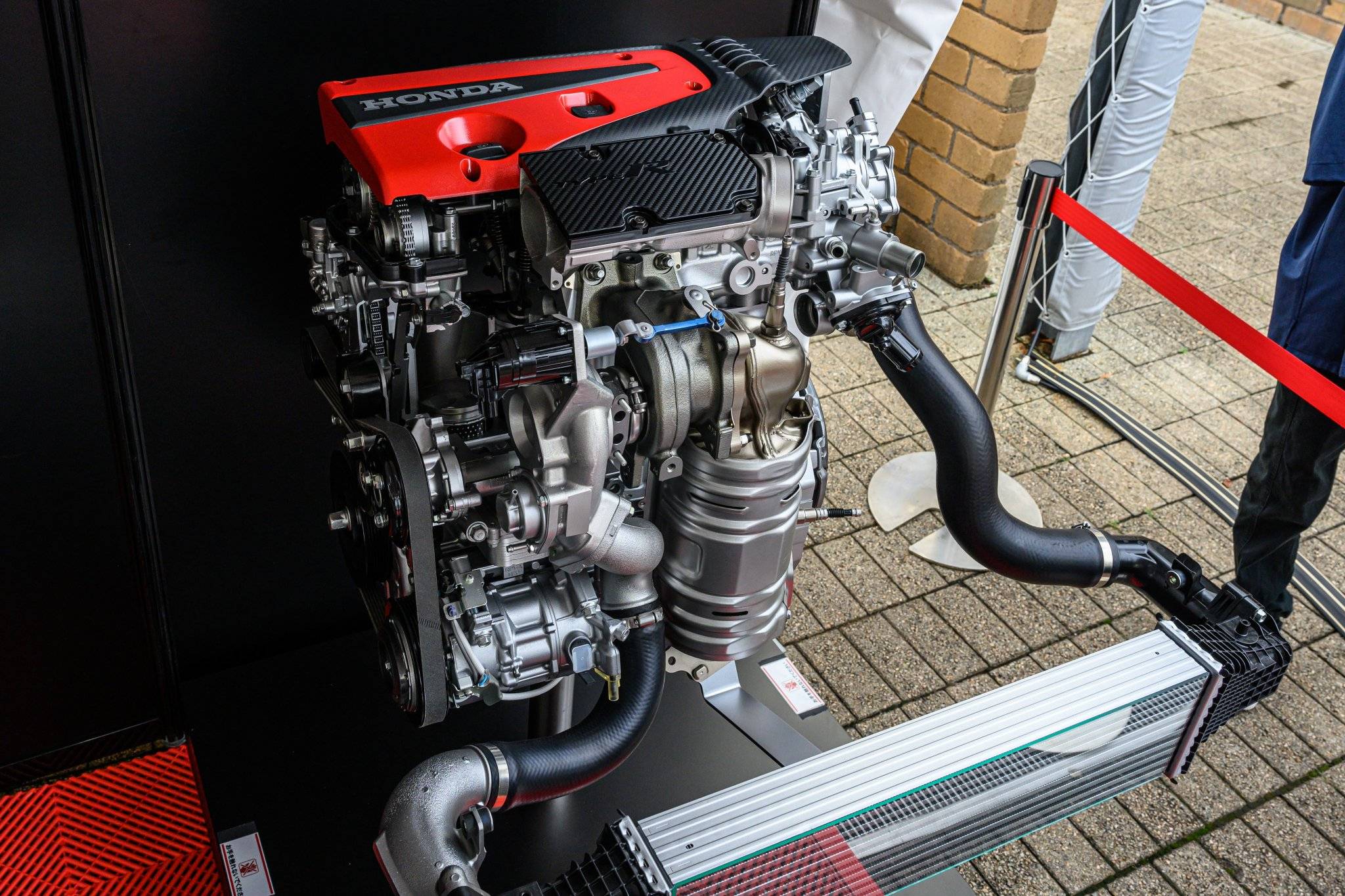 11th Gen Honda Civic What's in the Box (Heat Sink)??? FL5 Turbo Inlet Pipe Uncovered. FbvilUJUsAEt7f2