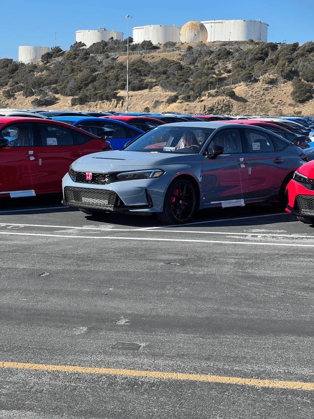 11th Gen Honda Civic Looks like US Civic Type R FL5 versions are on their way to shipping... 1664197366321