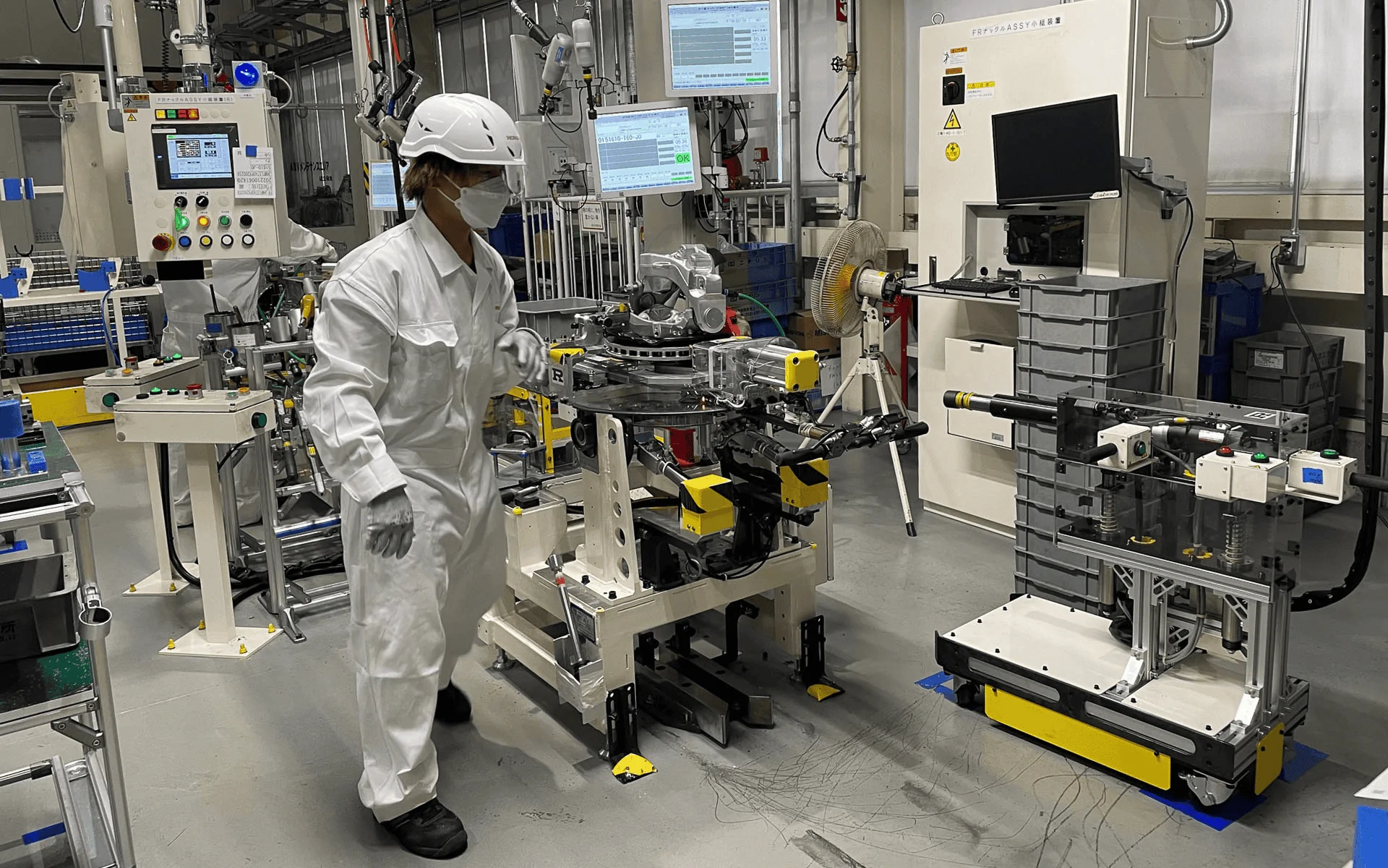 11th Gen Honda Civic 👷🏻‍♂️ FL5 Type R Production Assembly @ Japan Yorii Automobile Plant - Manufacturing Look Video! 1665369230840
