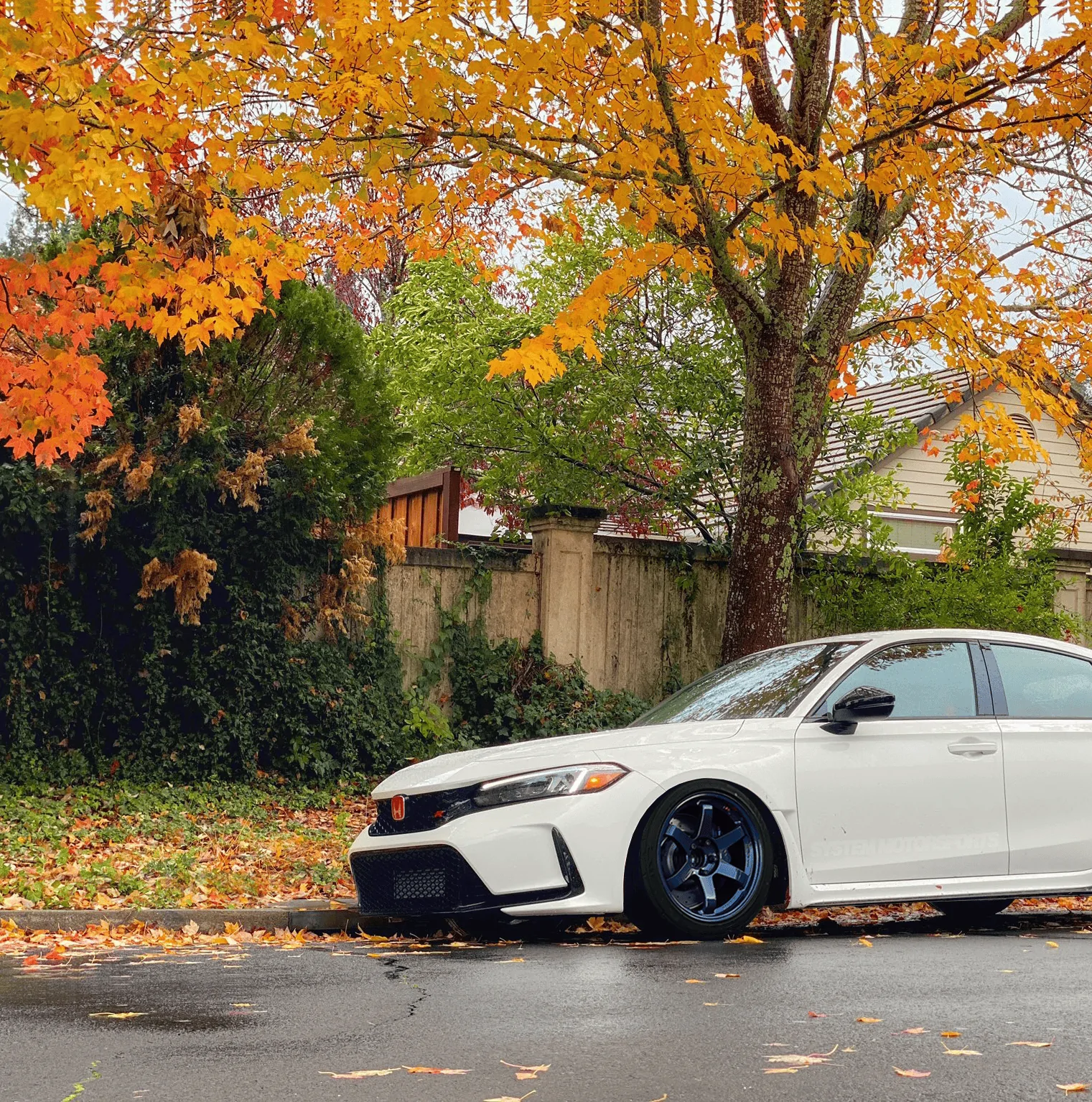 11th Gen Honda Civic Official Wheel Fitment Thread for 11th Gen FL5 Civic Type R FL5 Championship White TE37SL 18x9.5 45 Mag Blue Concave Face System Spec System Motorsports