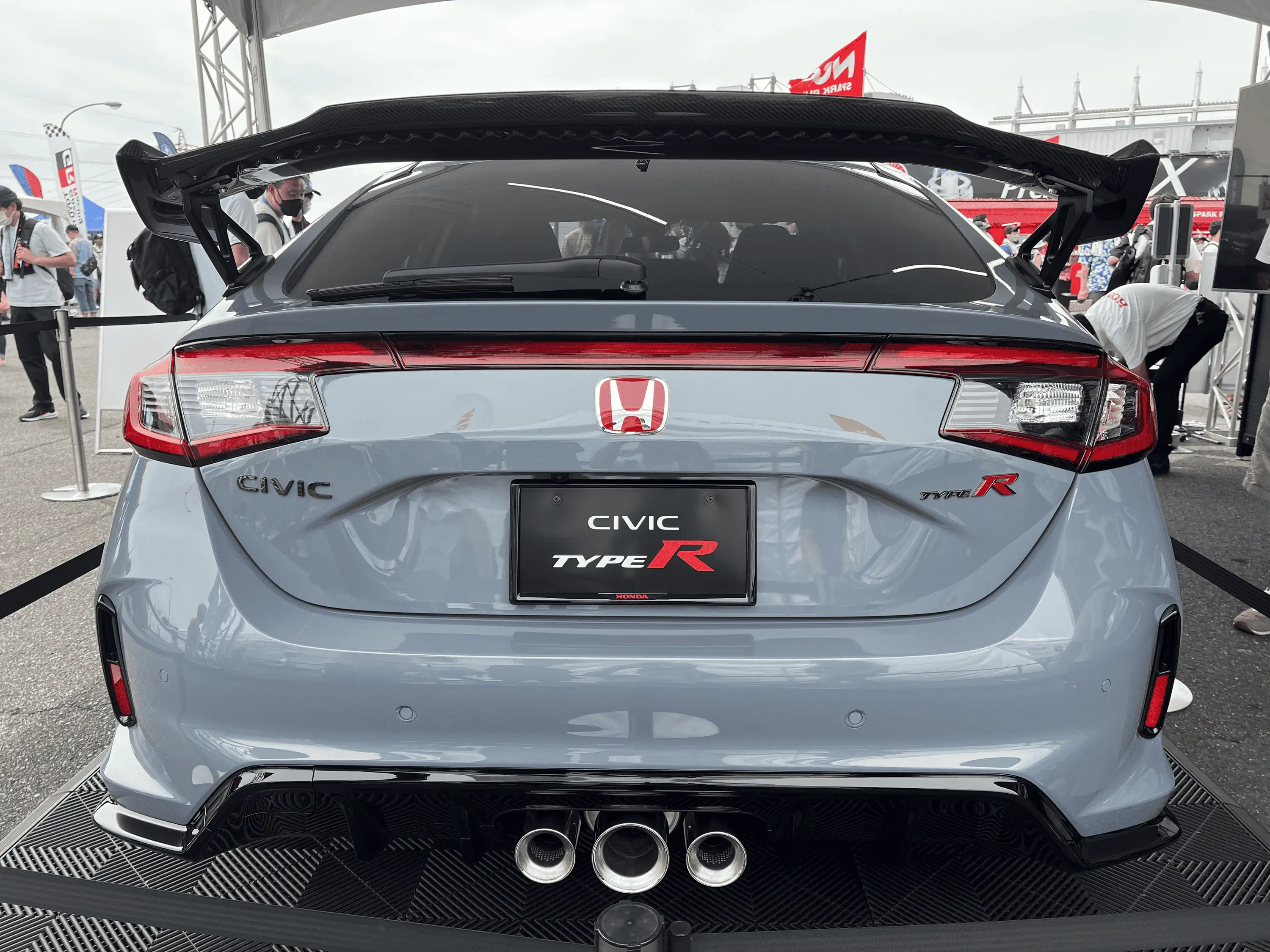 11th Gen Honda Civic Official SONIC GRAY PEARL FL5 Type R Photos Thread 1661892086951-png
