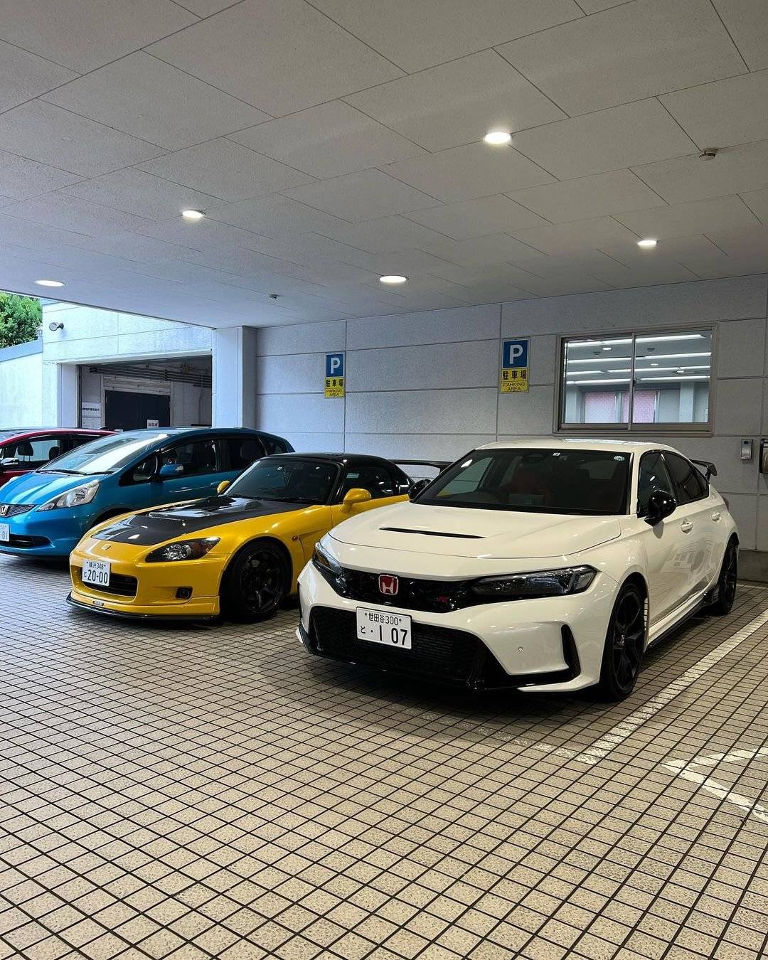 11th Gen Honda Civic Official CHAMPIONSHIP WHITE FL5 Type R Photos Thread championship-white-type-r-1-