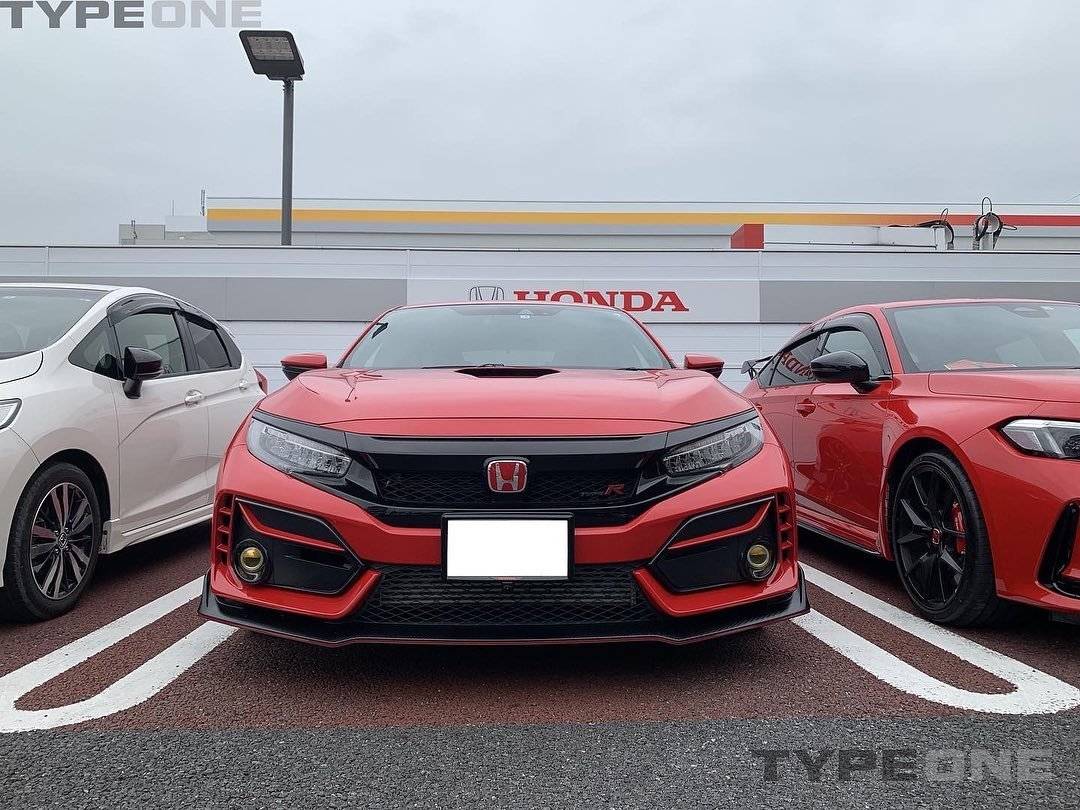 11th Gen Honda Civic Official RALLYE RED FL5 Type R Photos Thread 11870299_658345775649004_8517875587399522805_n-