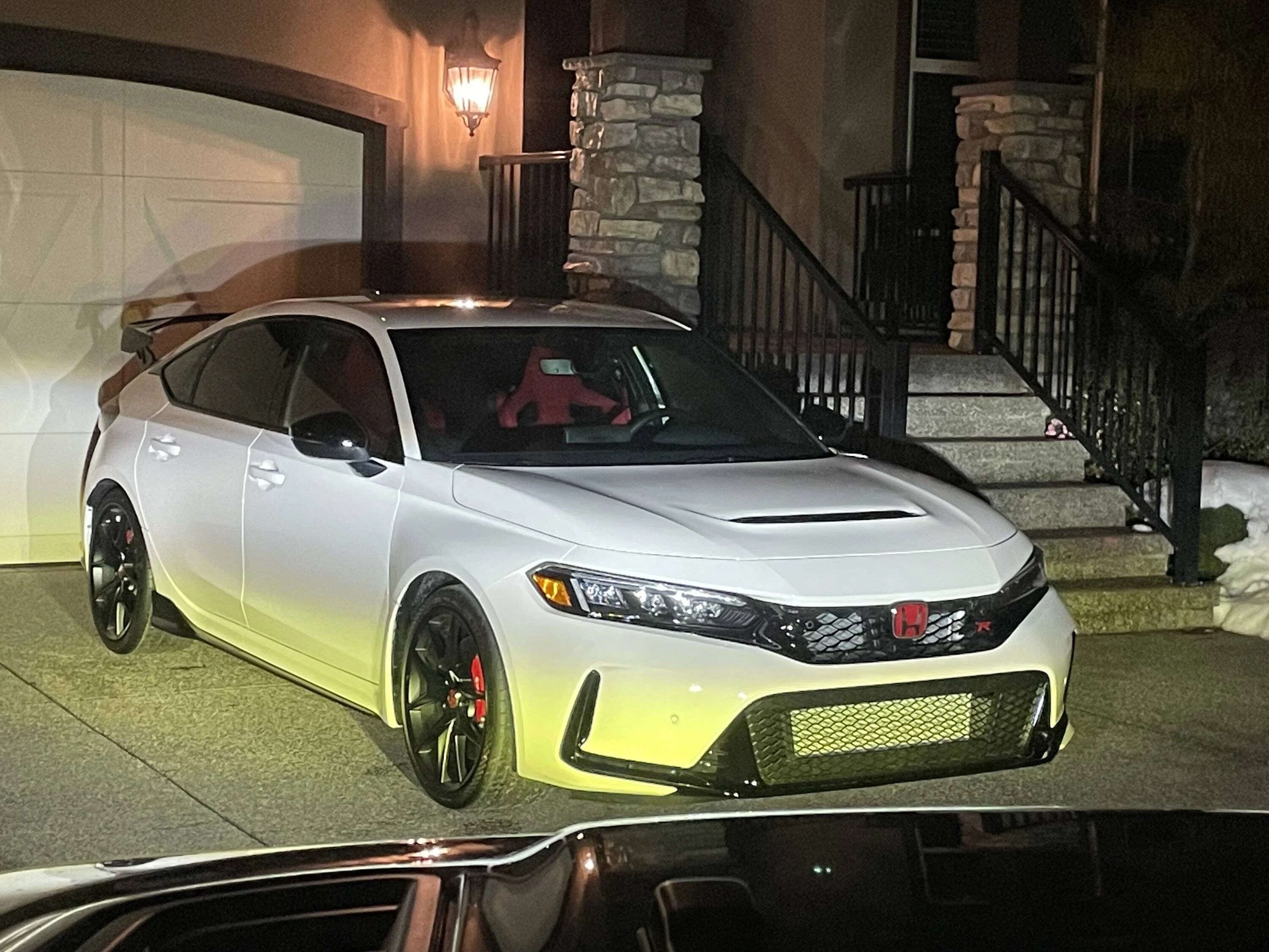 11th Gen Honda Civic Canadian dealer asked what colour Type R I want 82449E14-5FDC-4A74-9BBB-C0FA49EEFFFB