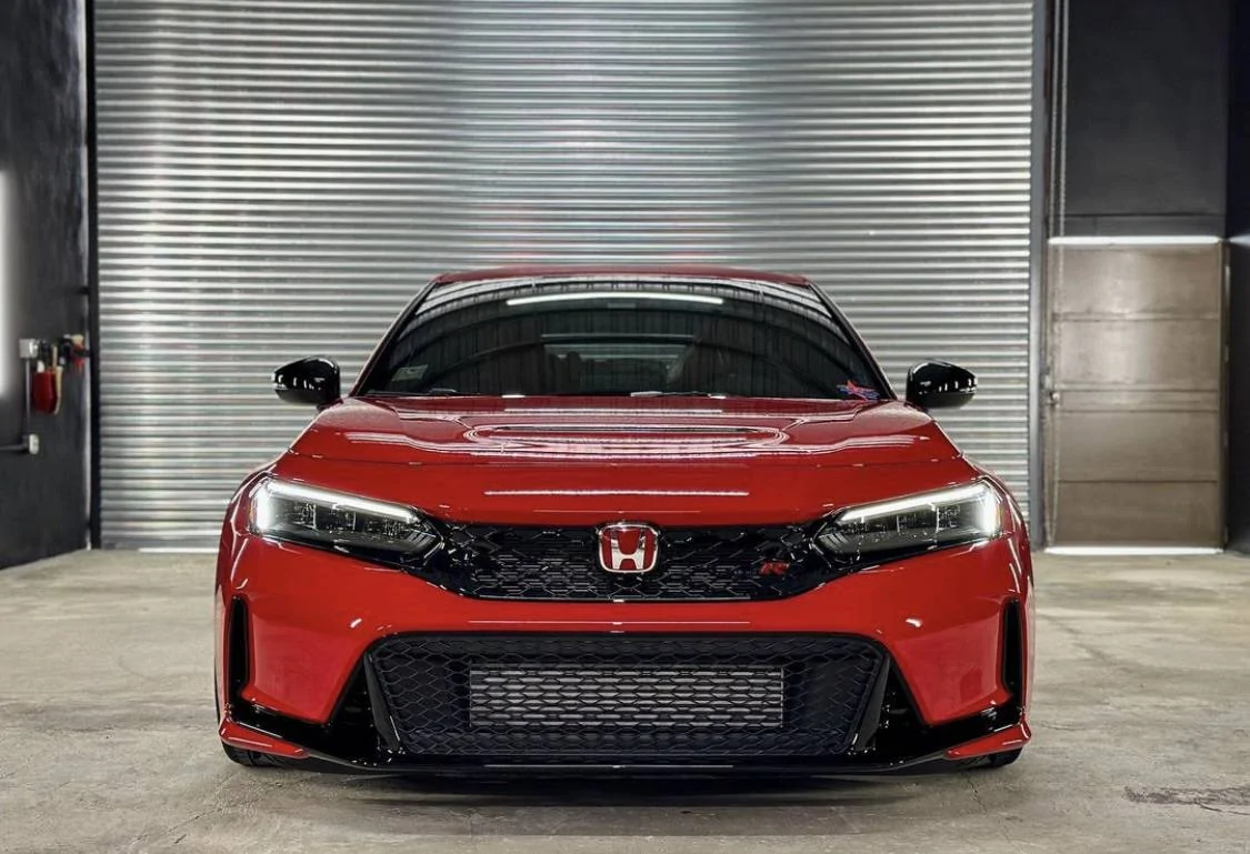 11th Gen Honda Civic Official RALLYE RED FL5 Type R Photos Thread E8136B8F-E252-40F3-9BE8-3F99C8FCAB94