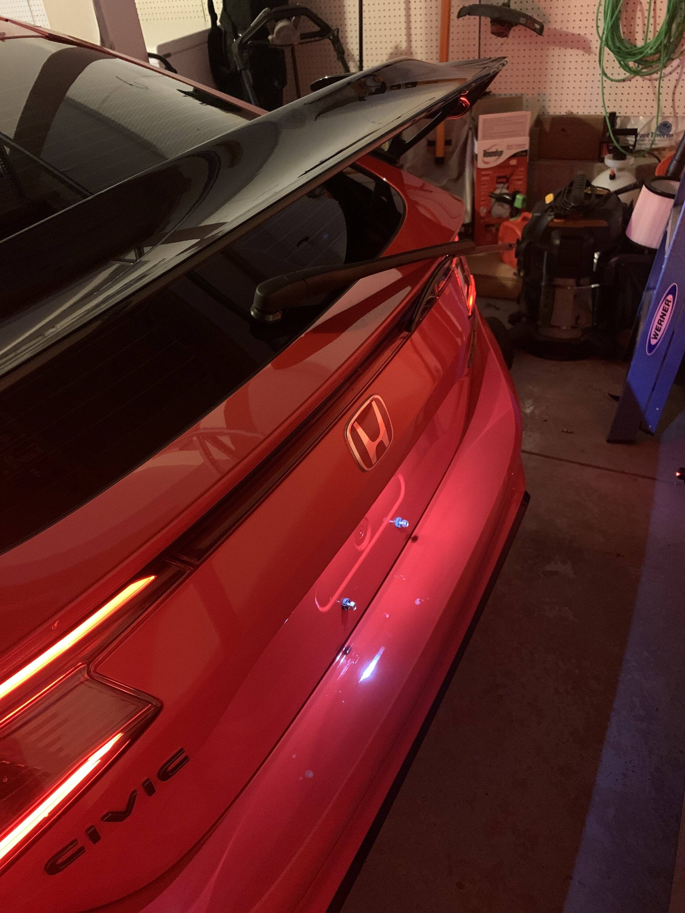11th Gen Honda Civic Rear wiper blade issue image