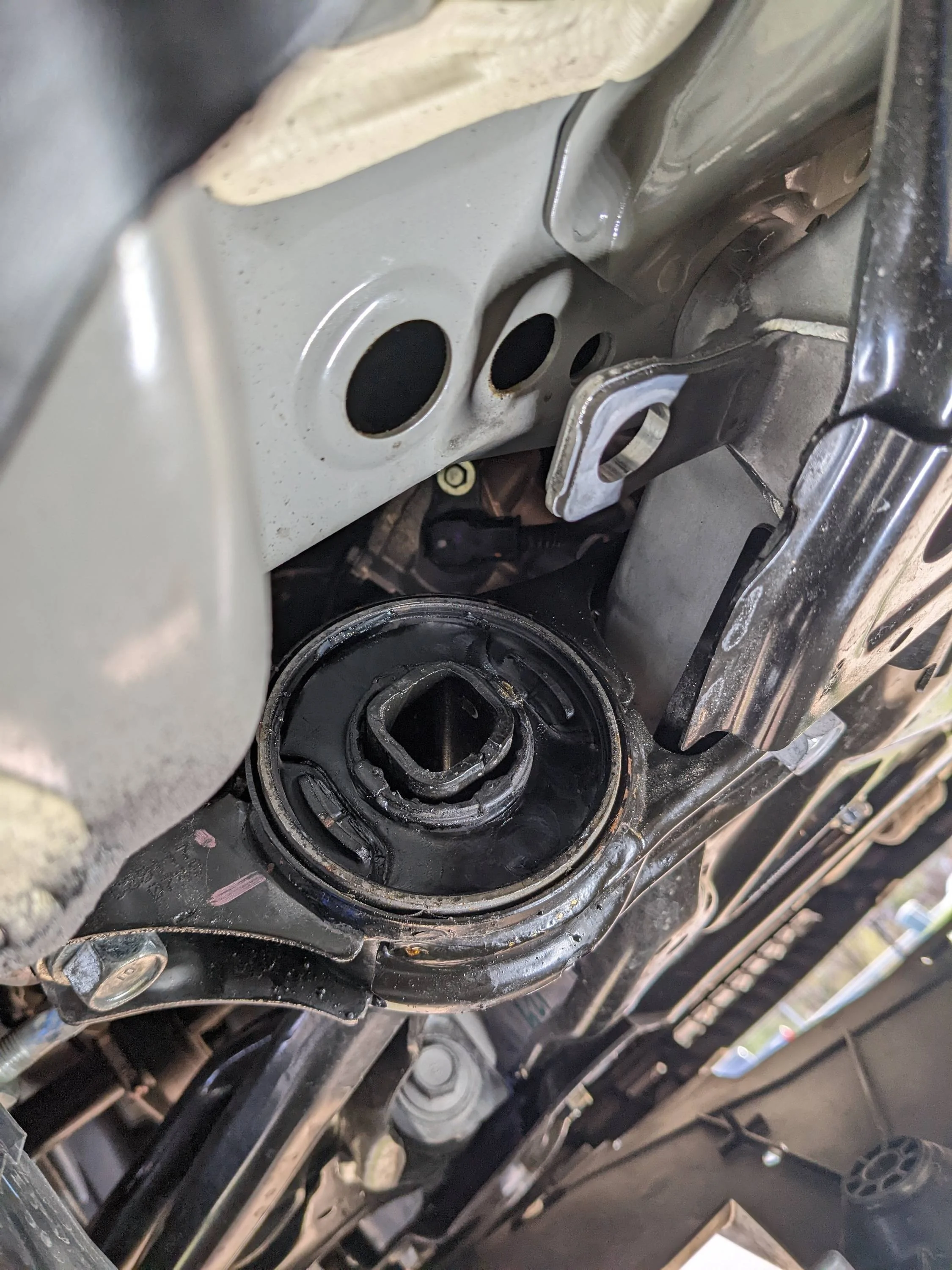 11th Gen Honda Civic Whiteline Performance lower, rear control arm bushings installed on 2022 Civic Si - impressions / review XGUBG8B