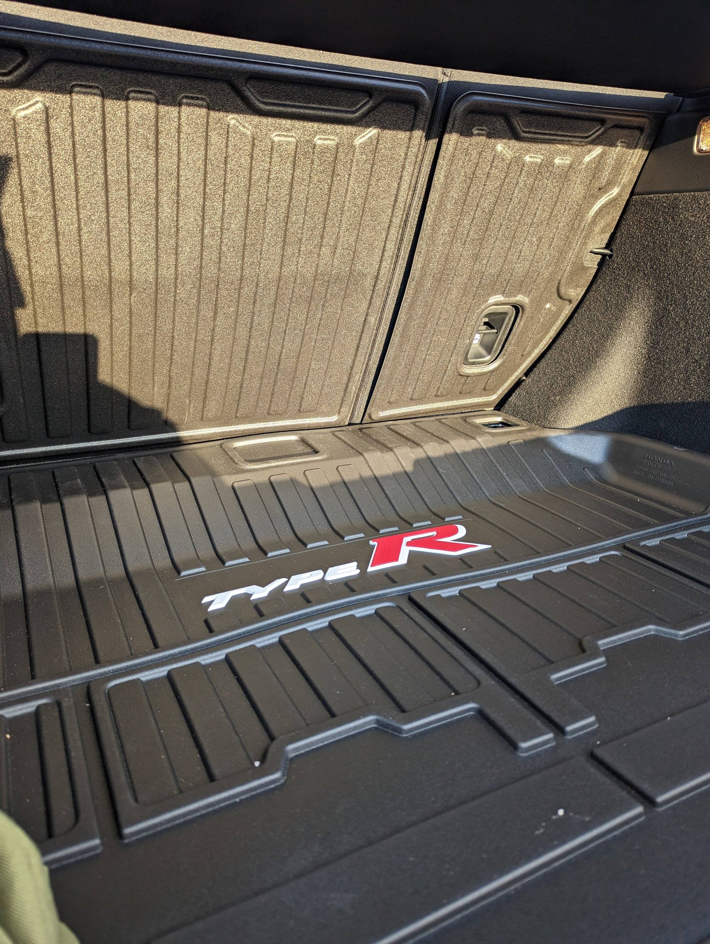 11th Gen Honda Civic What Pre-Installed Options Do You Like? PXL_20221219_210743520