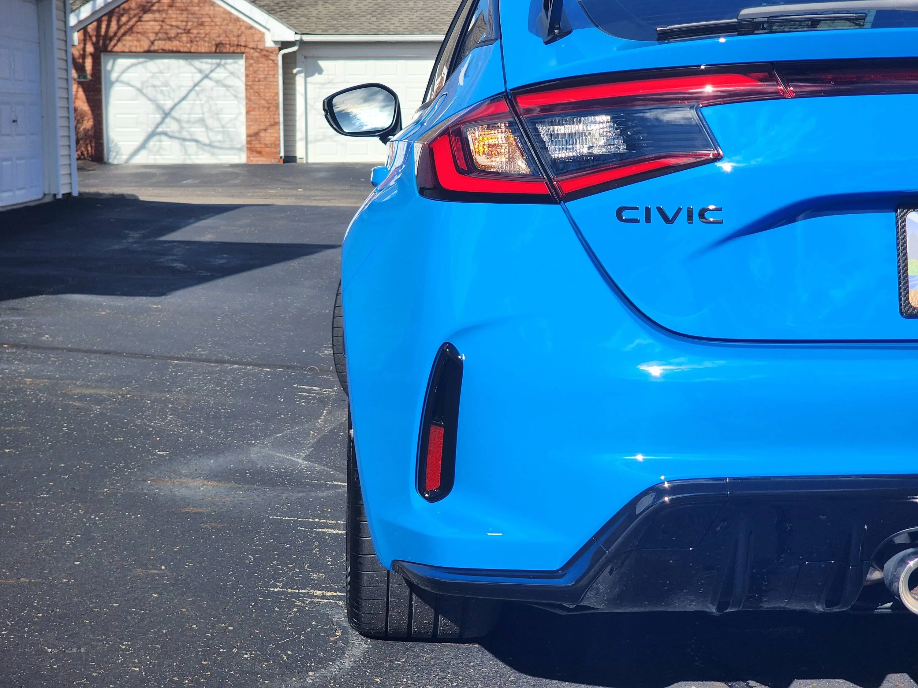 11th Gen Honda Civic Paint pulling from front bumper during PPF install (2023 Boost Blue Type R) 20230119_132738