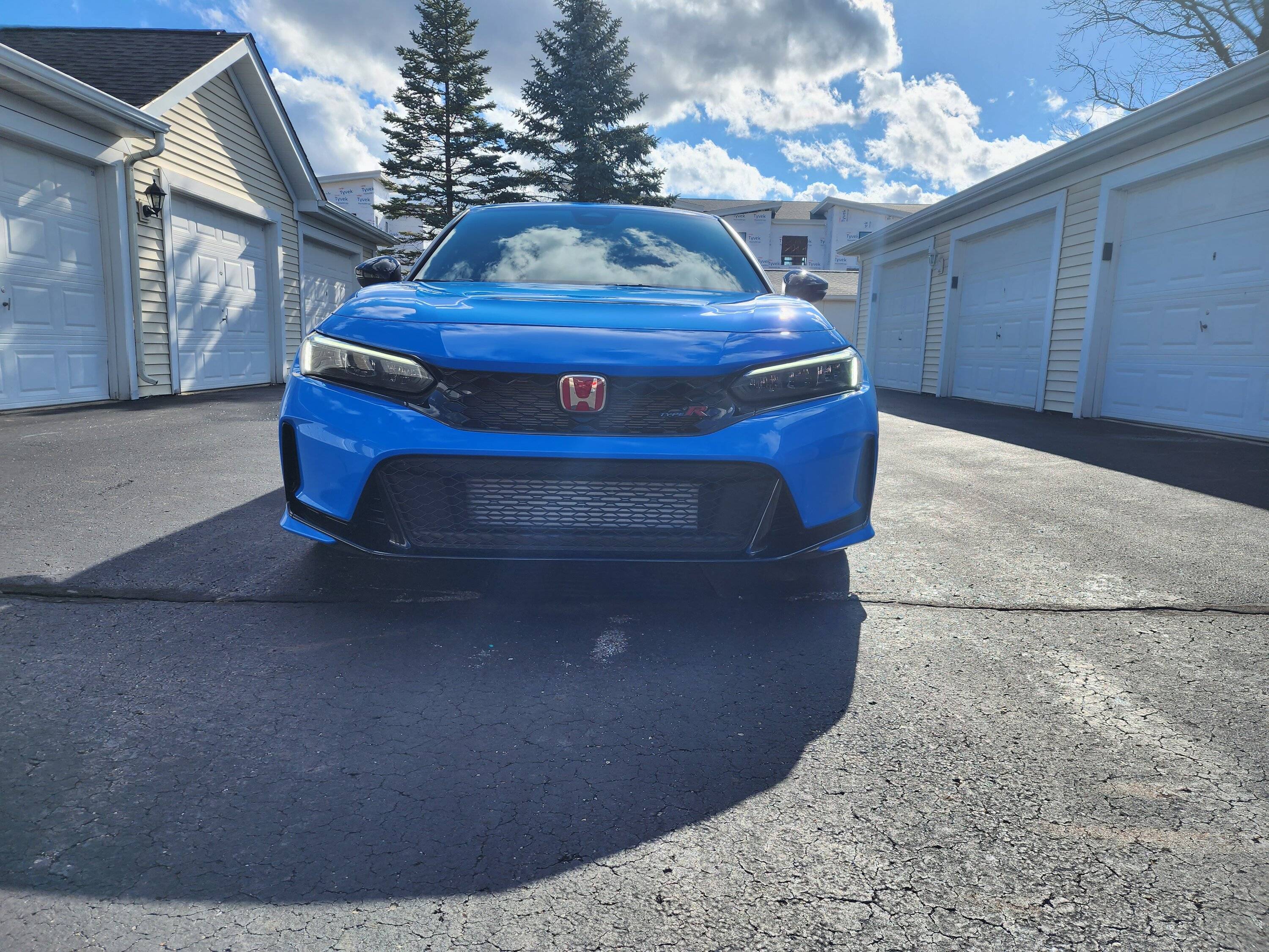 11th Gen Honda Civic Paint pulling from front bumper during PPF install (2023 Boost Blue Type R) 20230119_132614