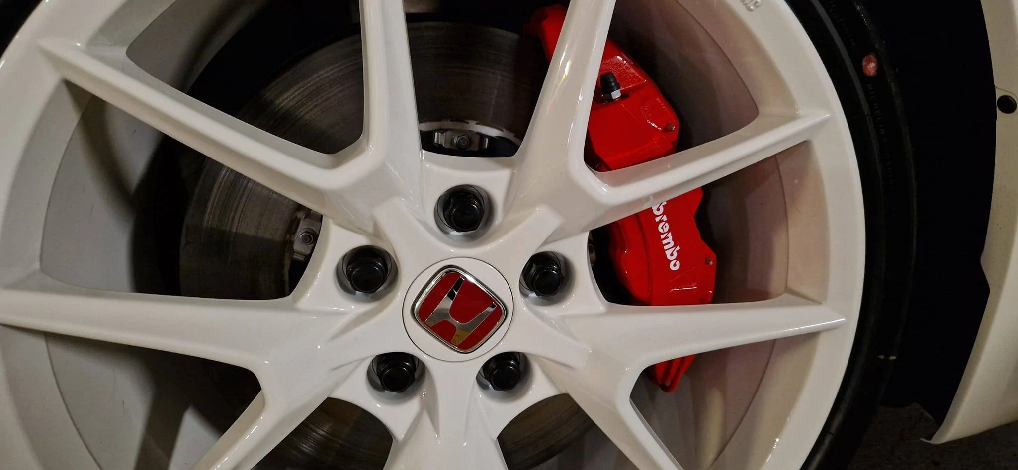 11th Gen Honda Civic Championship White FL5 Civic Type R w/ paint matched spoiler wing and OEM wheels 326788535_543366590866193_4406240199151633443_n