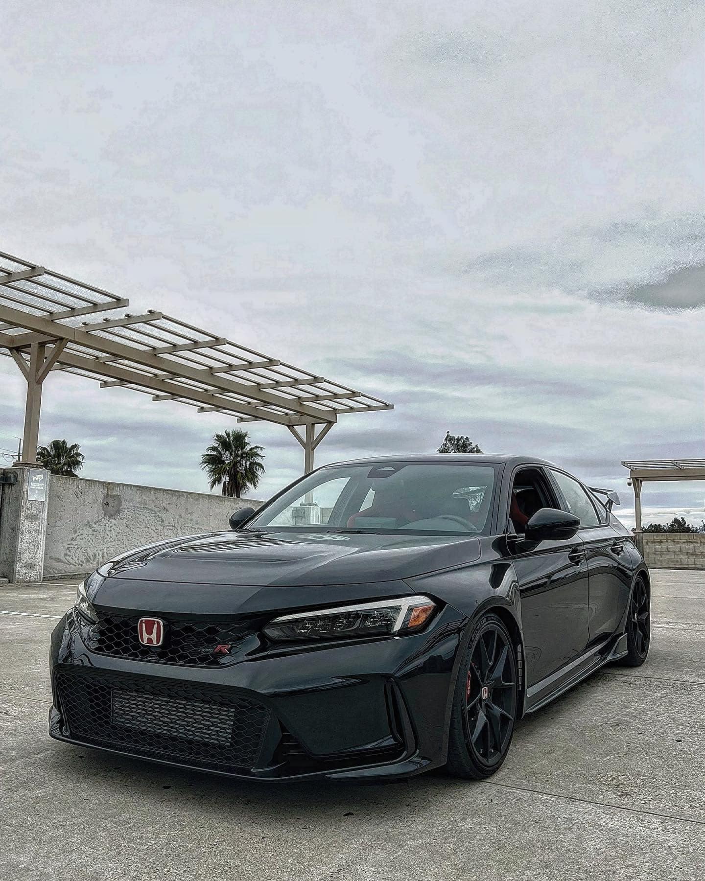 11th Gen Honda Civic Official CRYSTAL BLACK PEARL FL5 Type R Photos Thread 34050903_947405346426905_6080883514512733185_n-