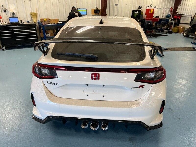 11th Gen Honda Civic Post your FL5 Civic Type R delivery pics! 🙌 📸 image_0-2