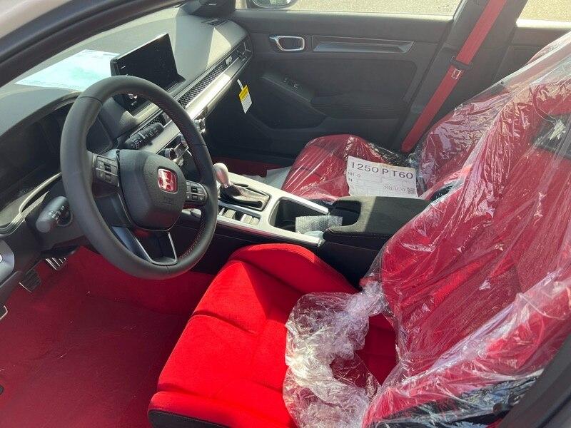 11th Gen Honda Civic Post your FL5 Civic Type R delivery pics! 🙌 📸 image_0