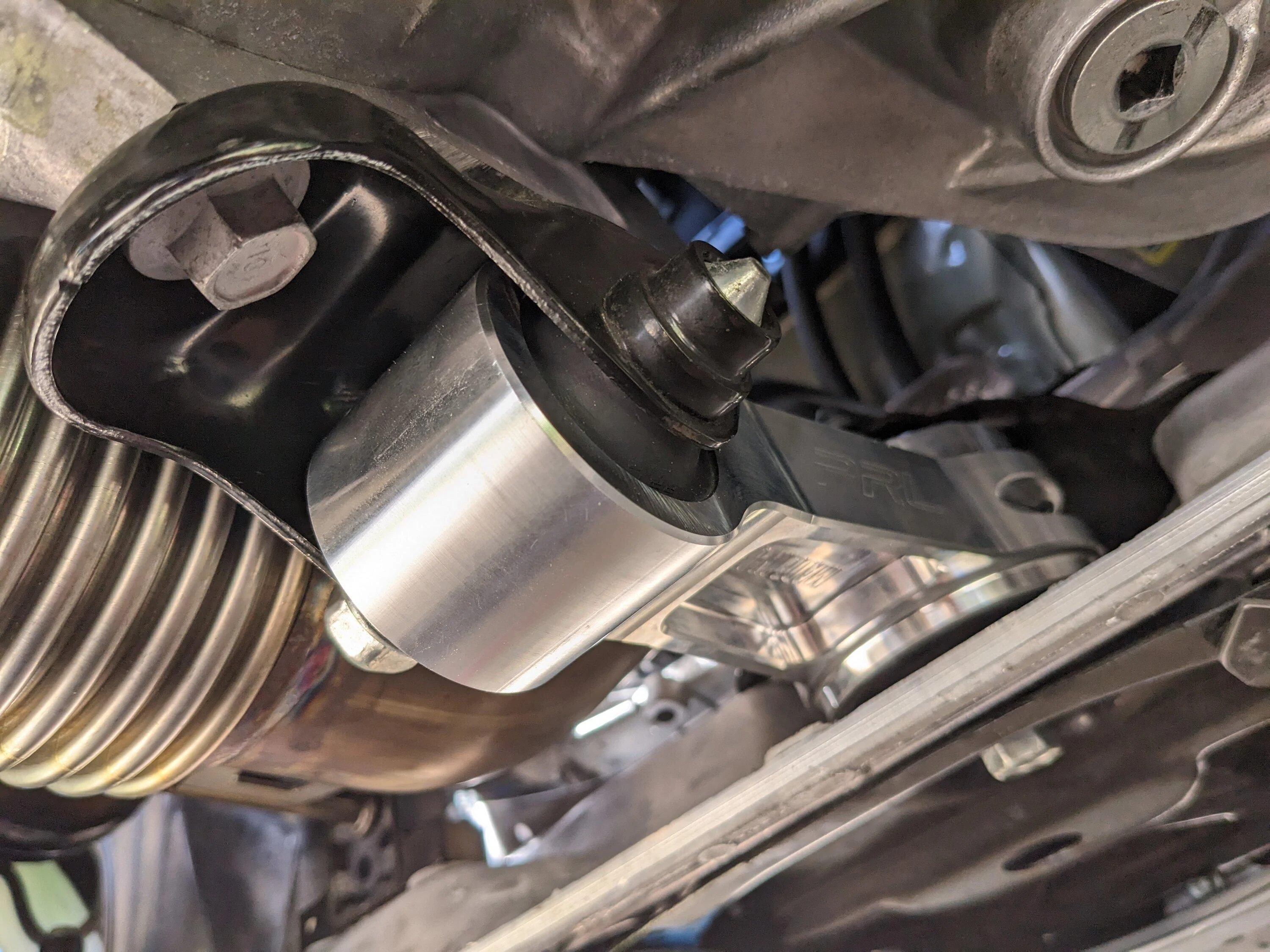 11th Gen Honda Civic Initial impressions of the new PRL rear motor mount. PXL_20230401_183341875.MP