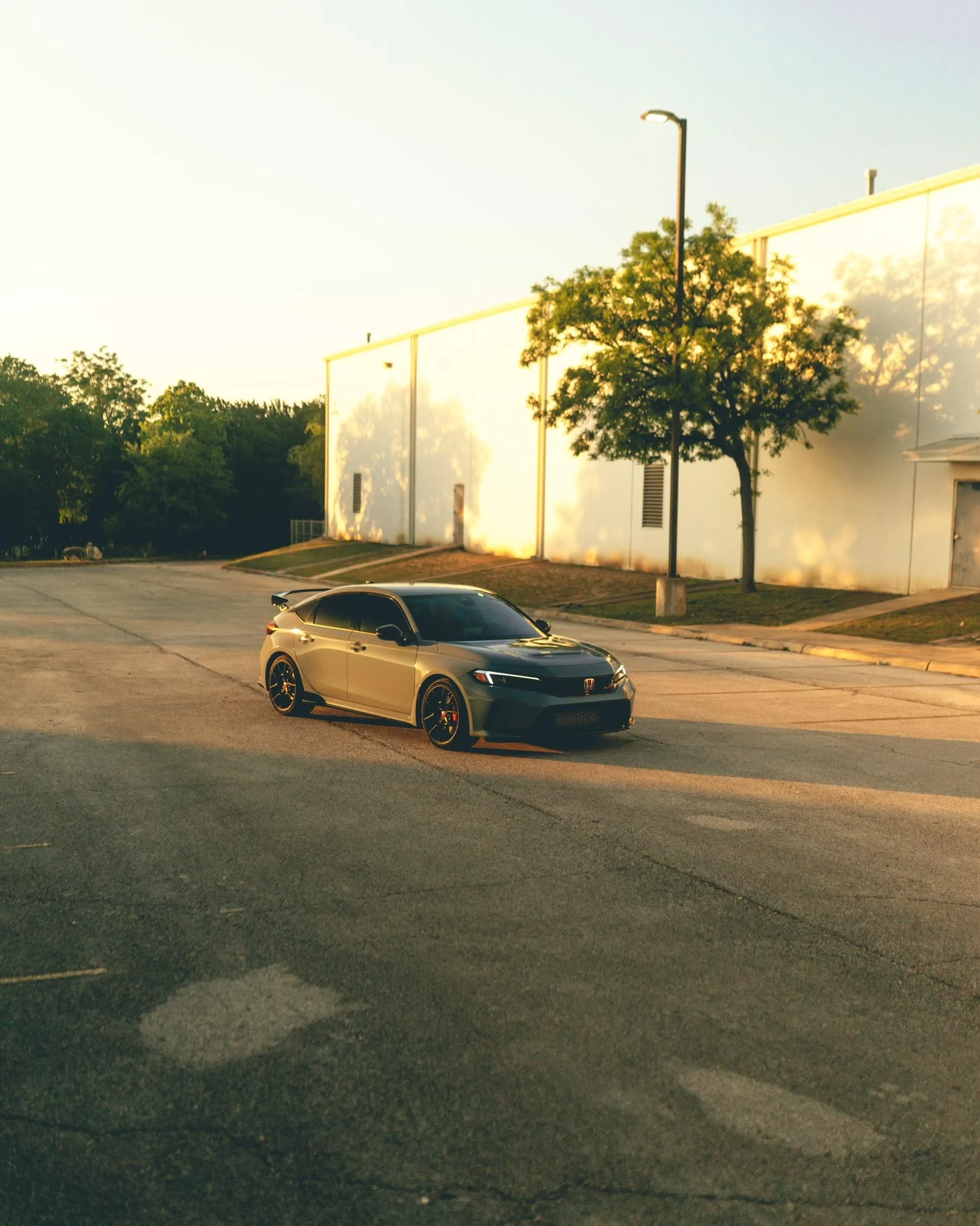 11th Gen Honda Civic Official SONIC GRAY PEARL FL5 Type R Photos Thread 52019114-E84A-45AE-86E5-D0B5CDBDCAFD