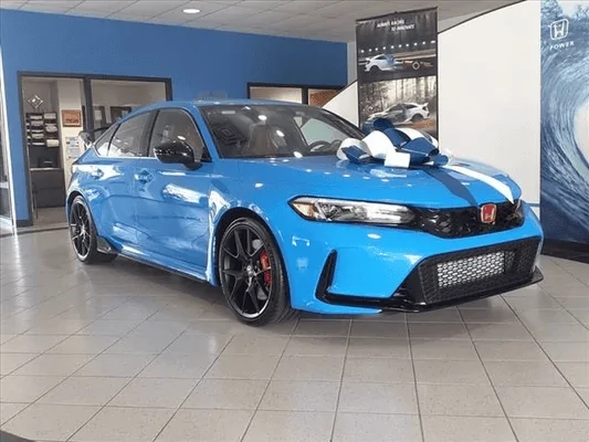 11th Gen Honda Civic Post your FL5 Civic Type R delivery pics! 🙌 📸 IMG_3109